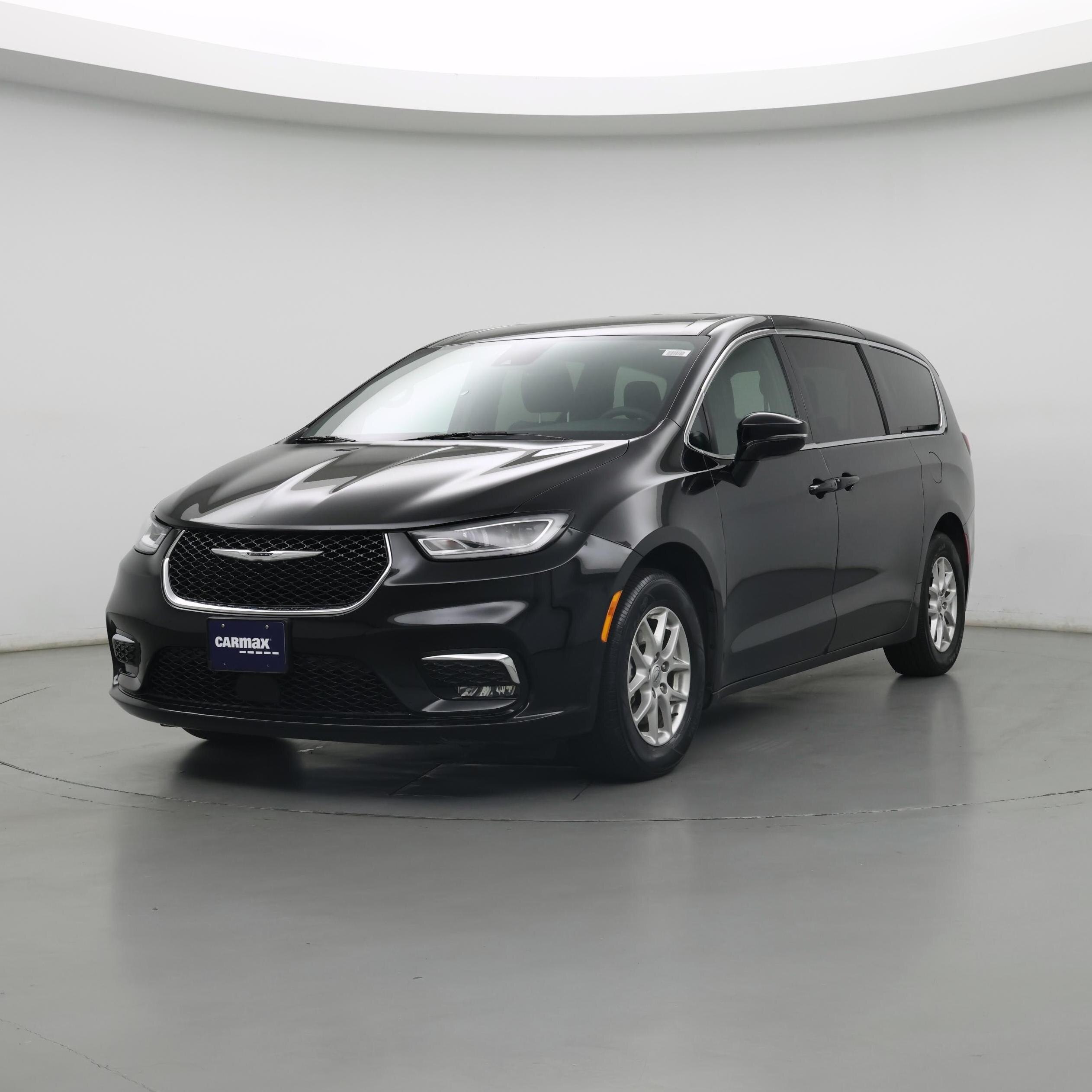 Thumbnail: 2025 Chrysler Pacifica - 4