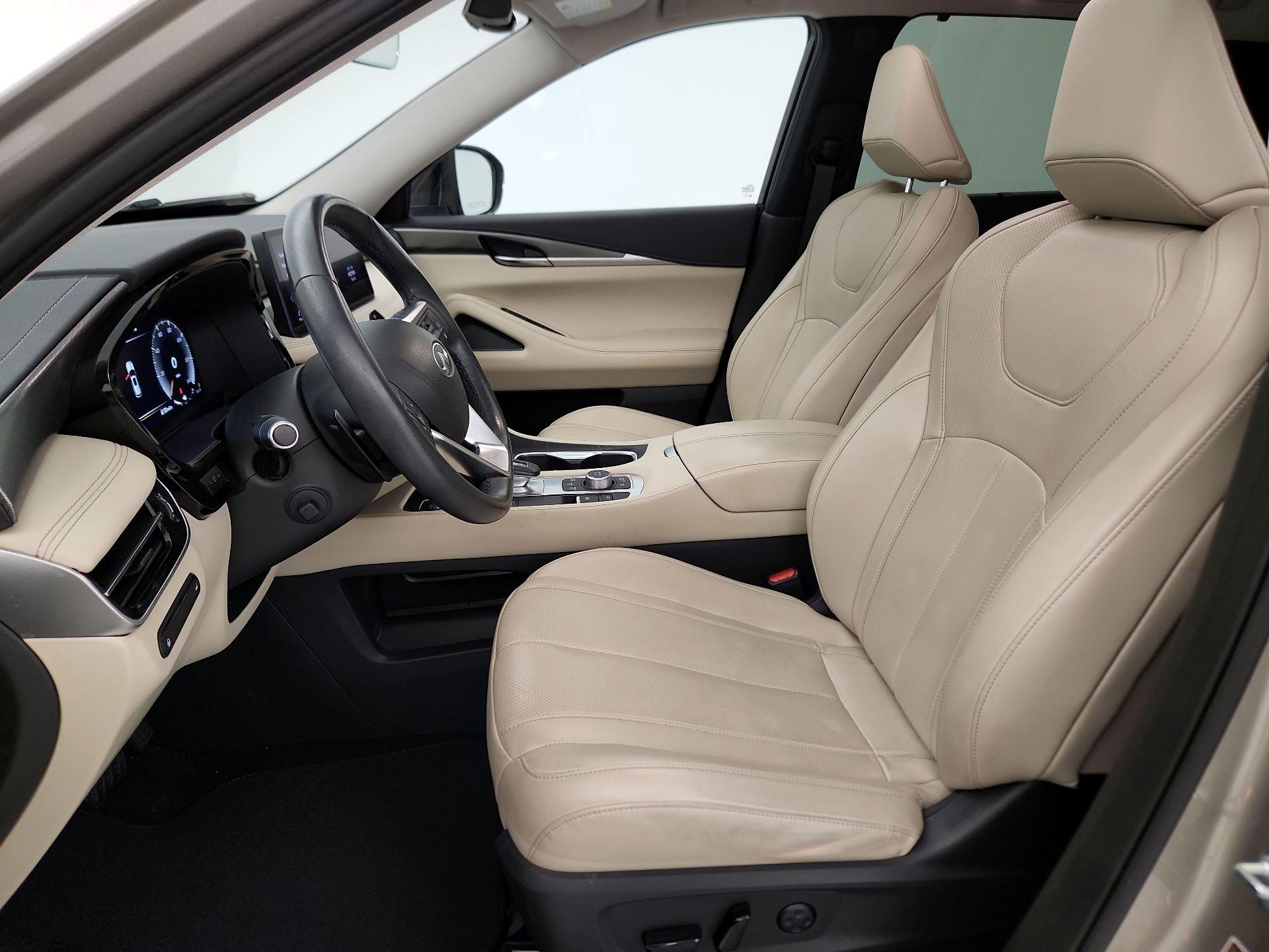 Thumbnail: 2023 INFINITI QX60 - 11
