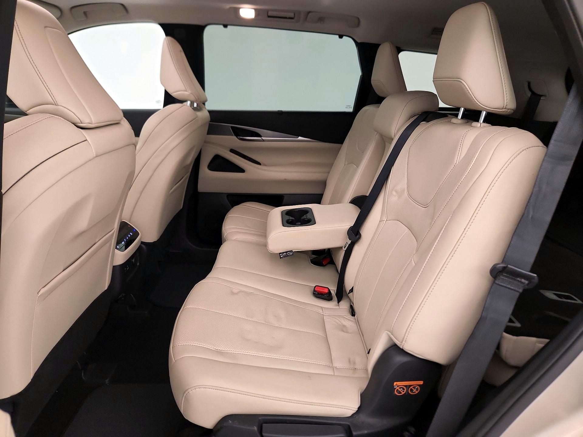 Thumbnail: 2023 INFINITI QX60 - 20