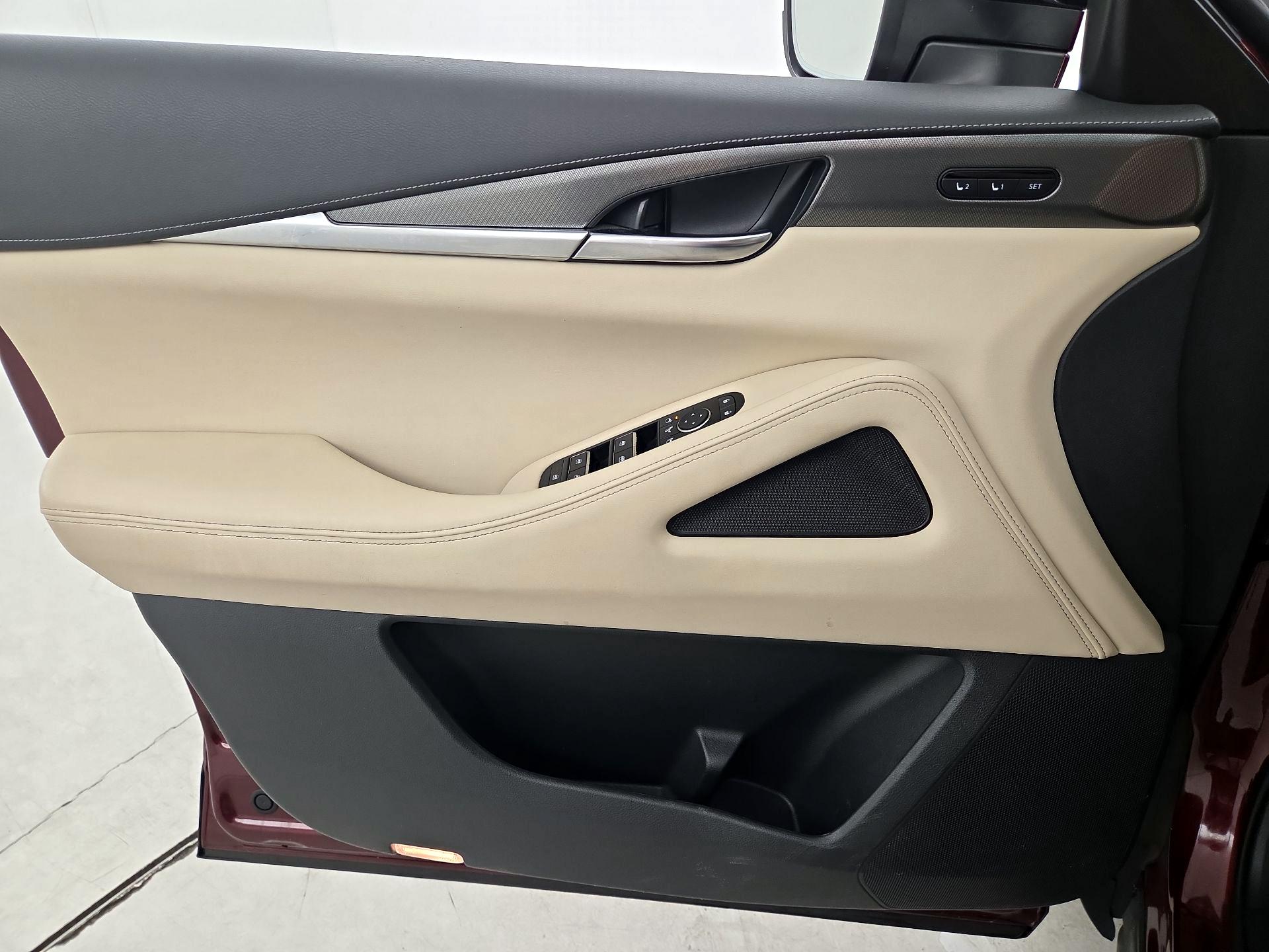Thumbnail: 2023 INFINITI QX60 - 12