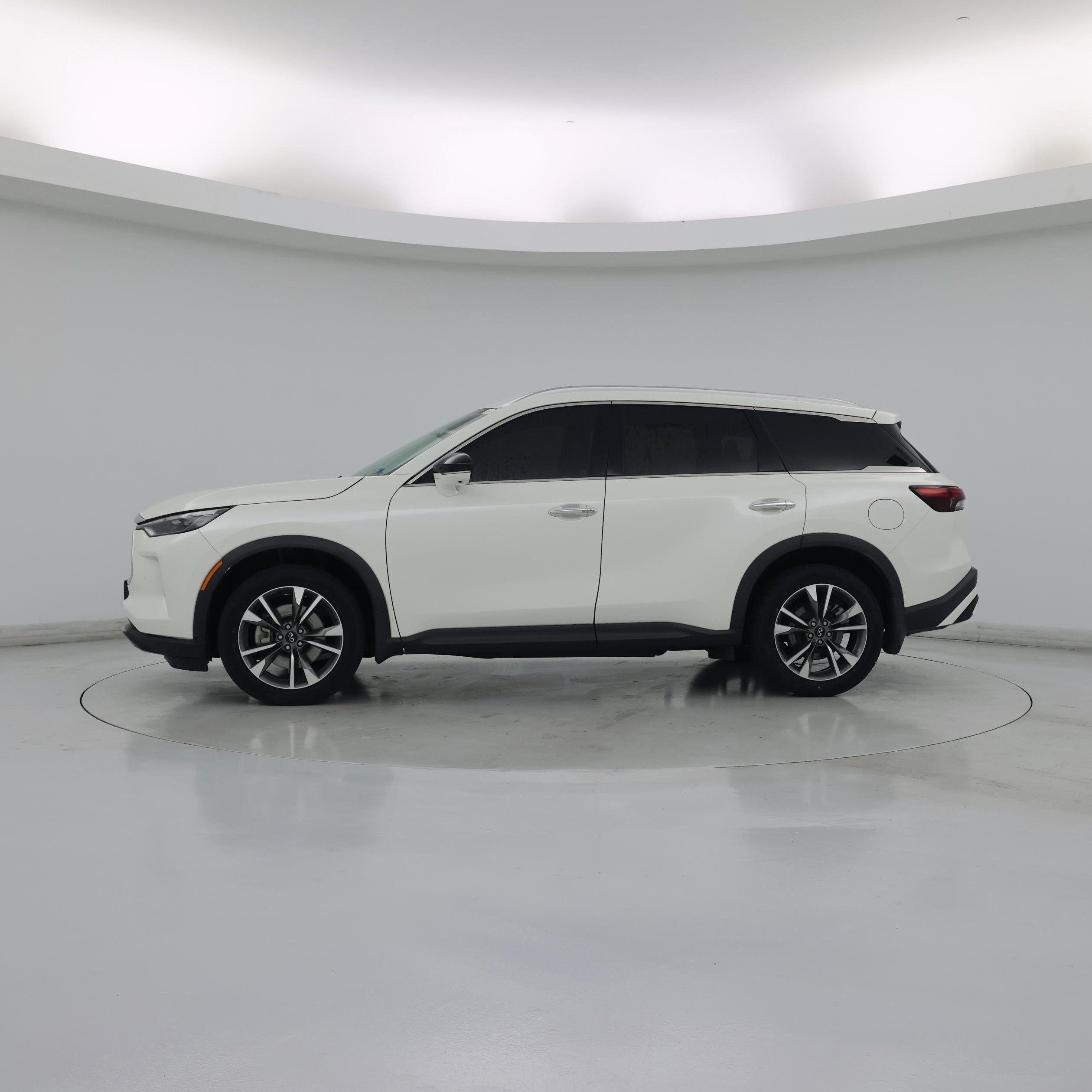 Thumbnail: 2023 INFINITI QX60 - 3