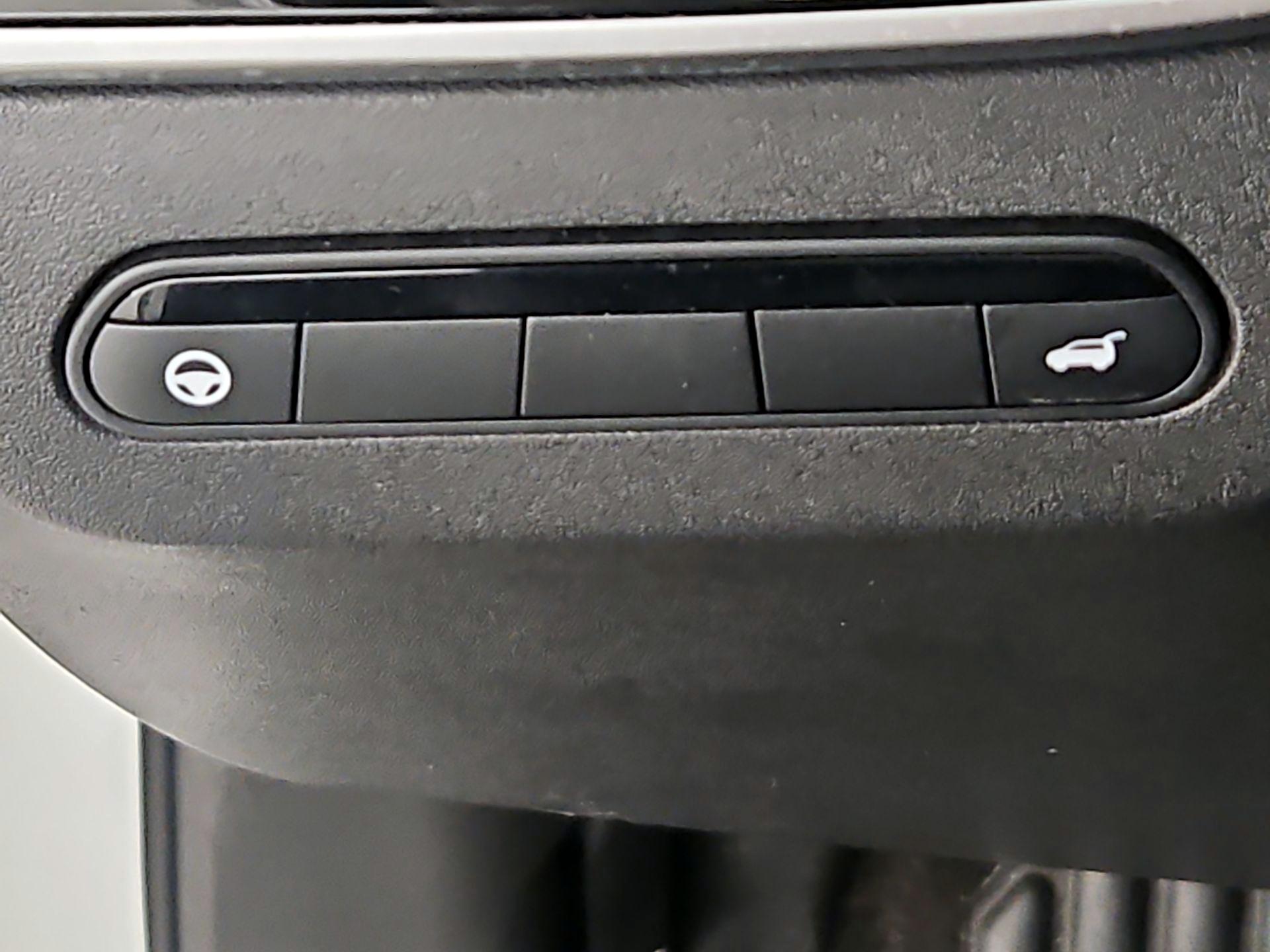 Thumbnail: 2023 INFINITI QX60 - 13