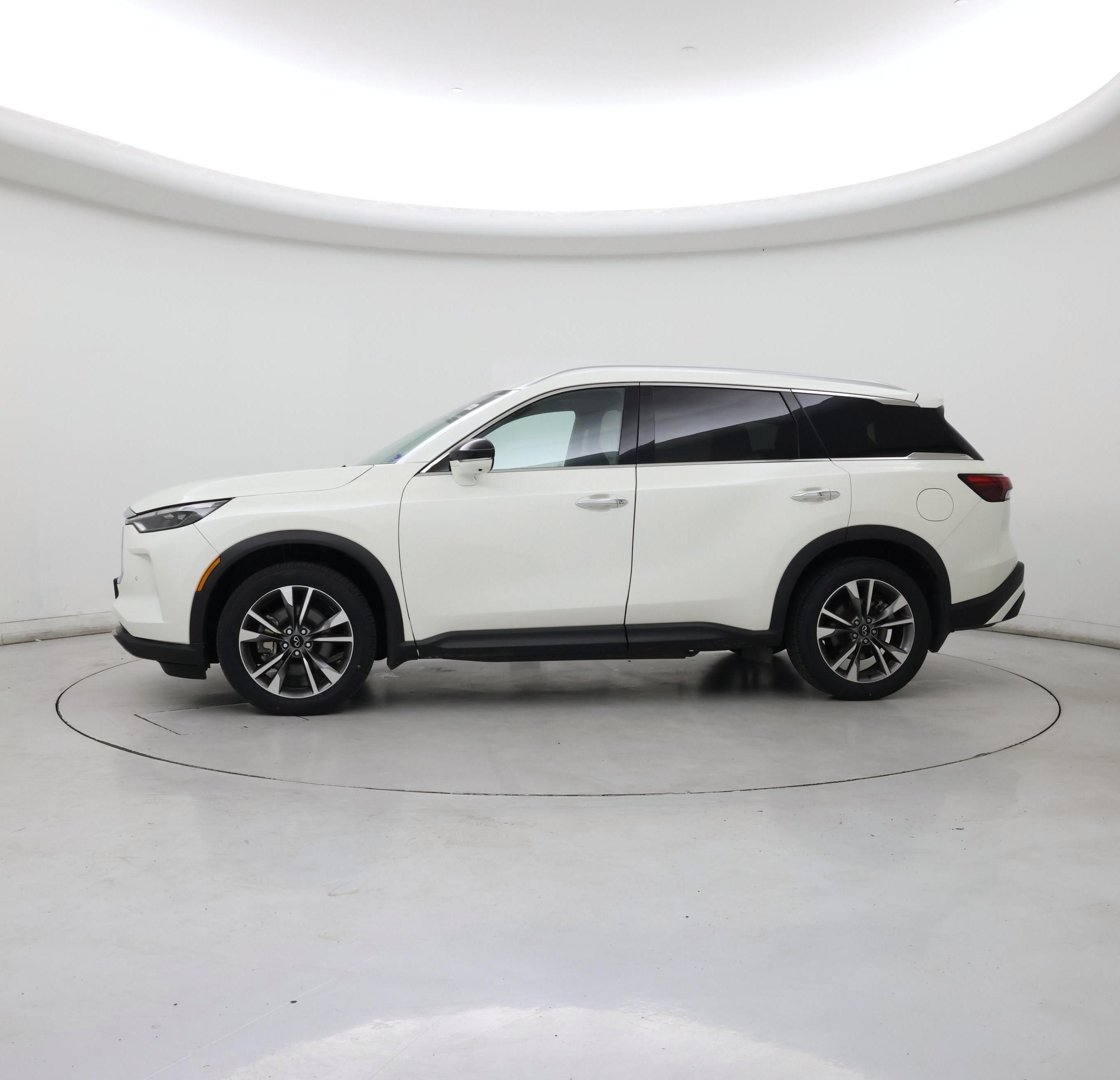 Thumbnail: 2023 INFINITI QX60 - 3