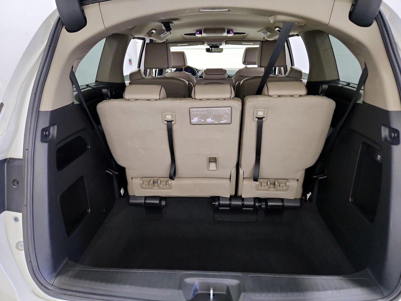2023 Honda Odyssey Elite - Photo 24