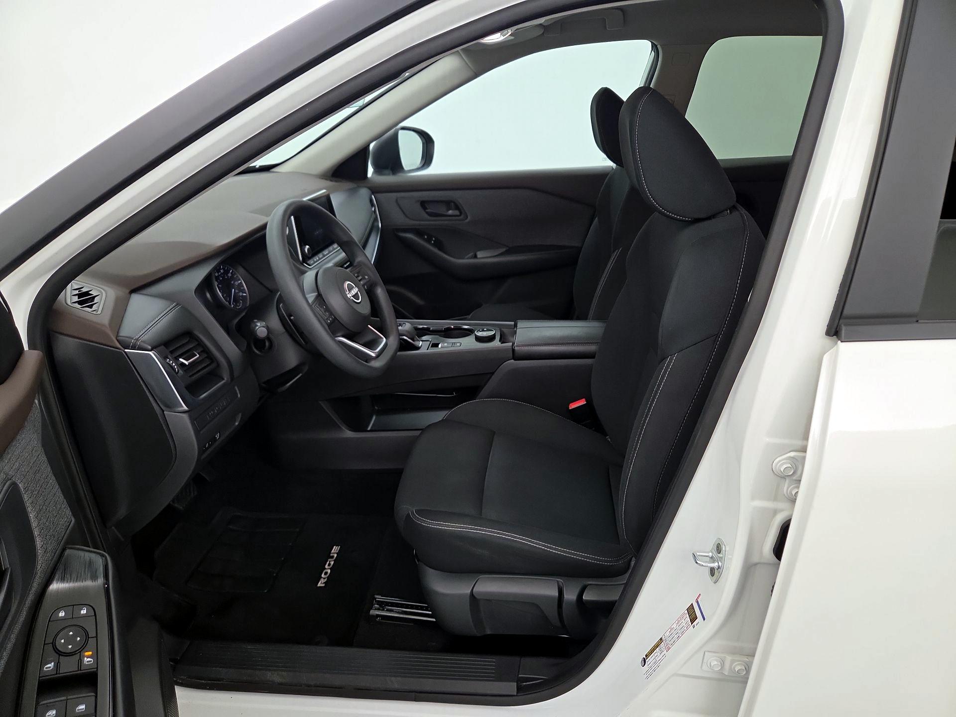 Thumbnail: 2023 Nissan Rogue - 11
