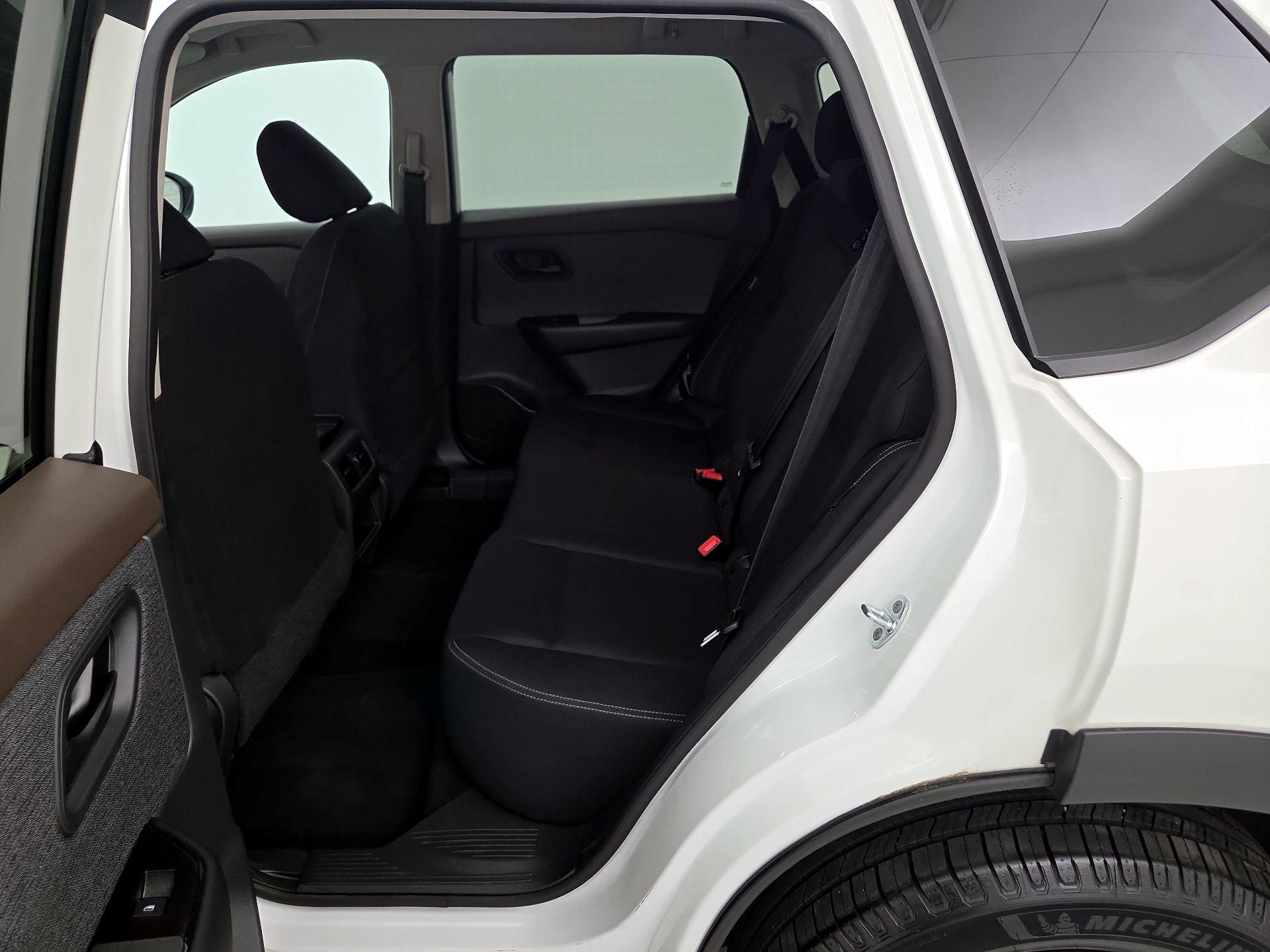 Thumbnail: 2023 Nissan Rogue - 19