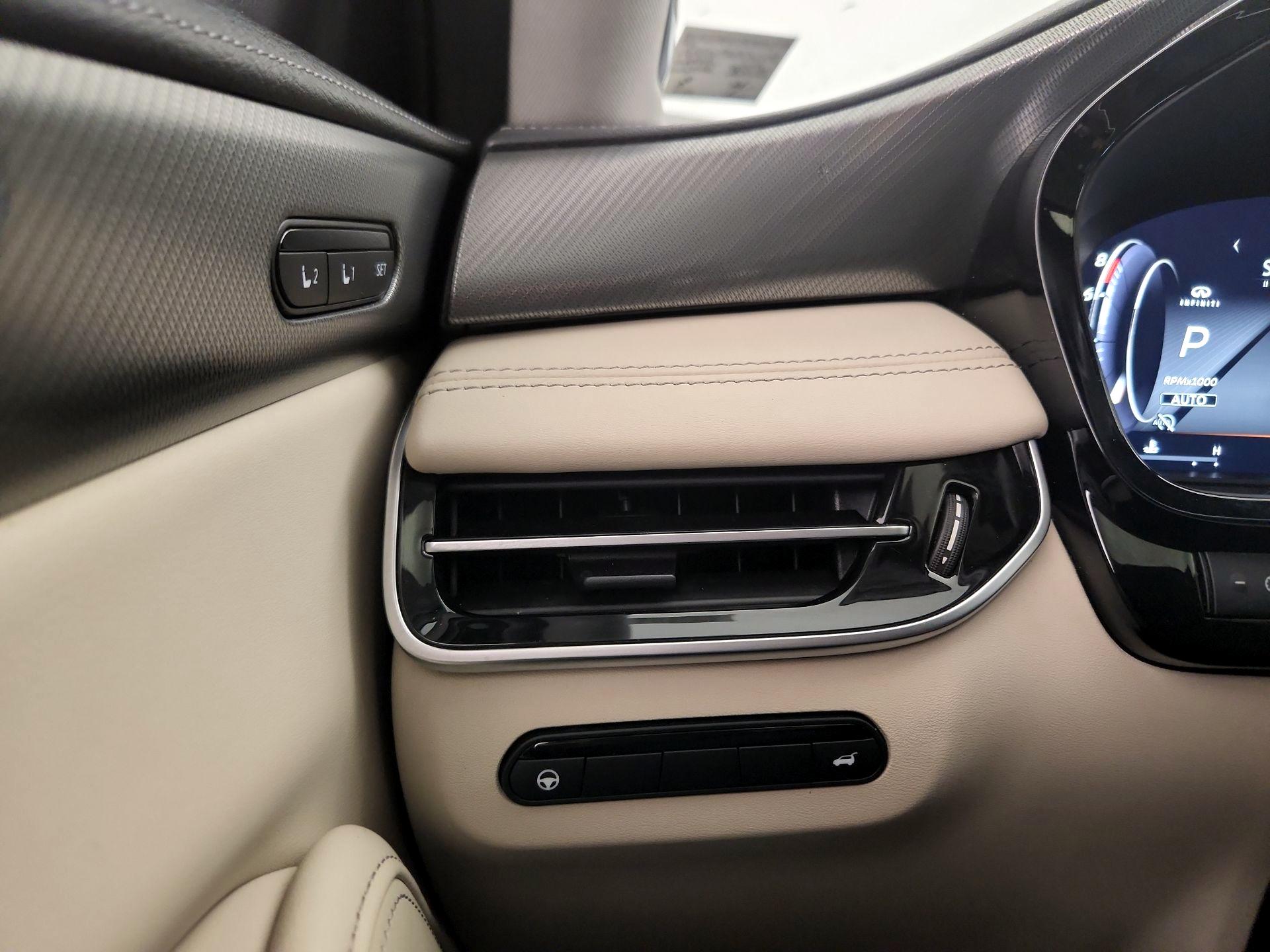 Thumbnail: 2023 INFINITI QX60 - 13