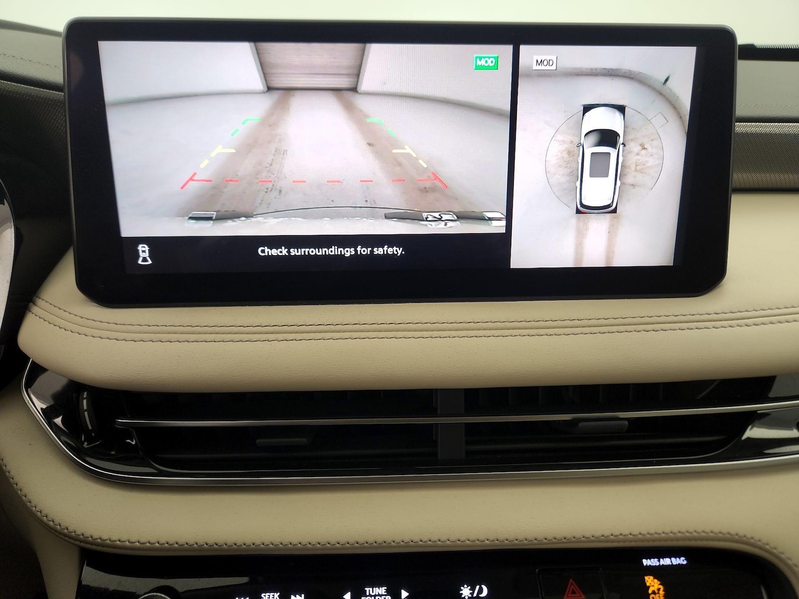 2023 INFINITI QX60 LUXE - Photo 16