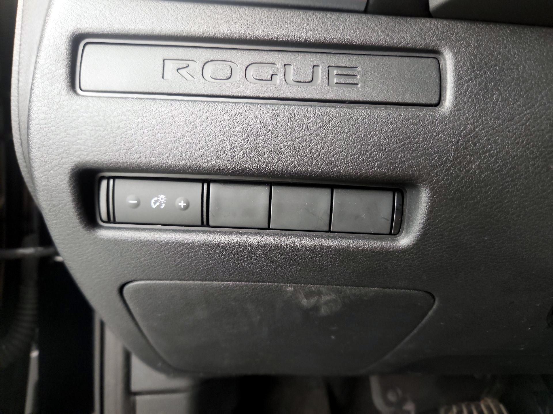 Thumbnail: 2023 Nissan Rogue - 13