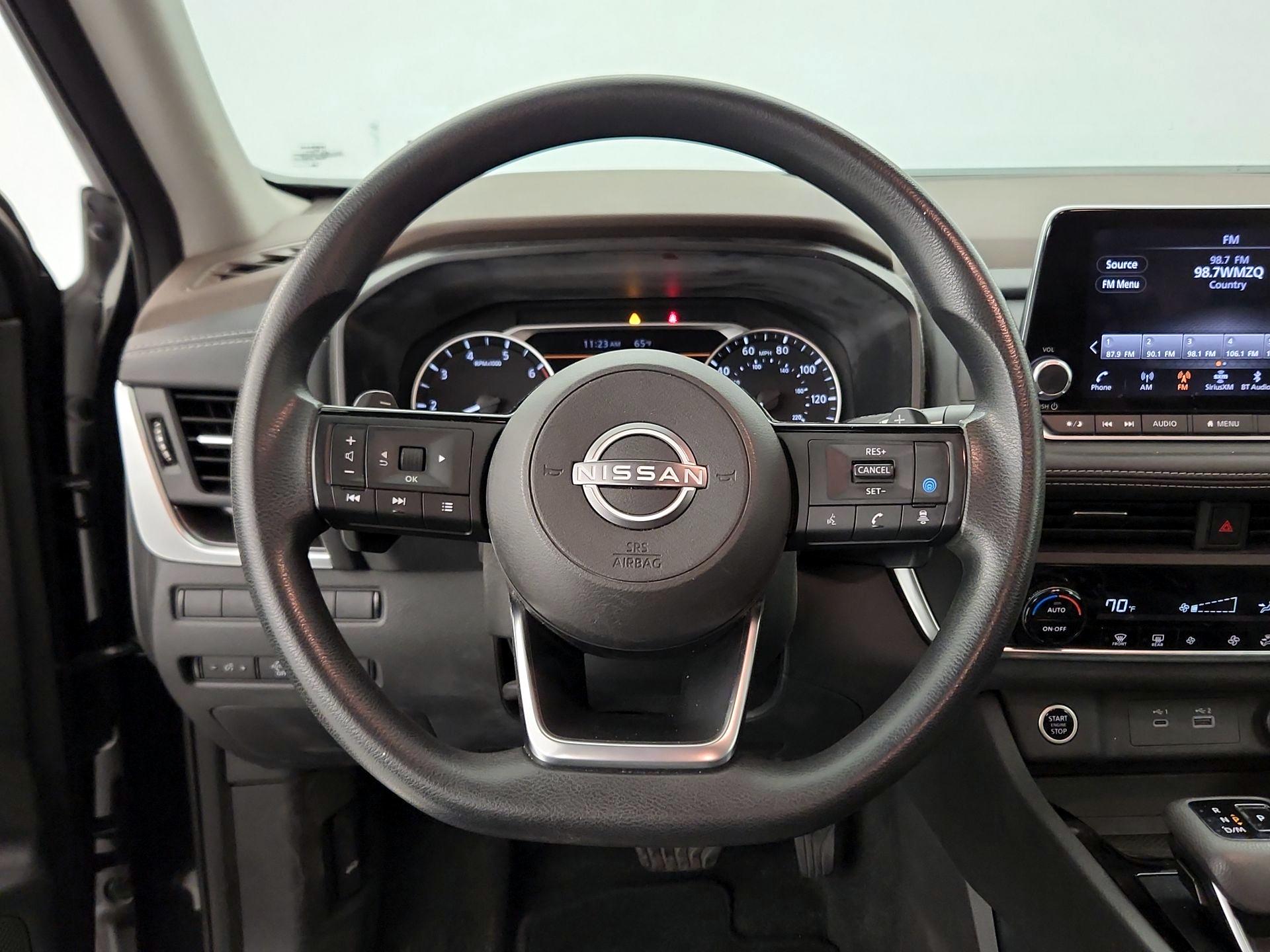 Thumbnail: 2023 Nissan Rogue - 10