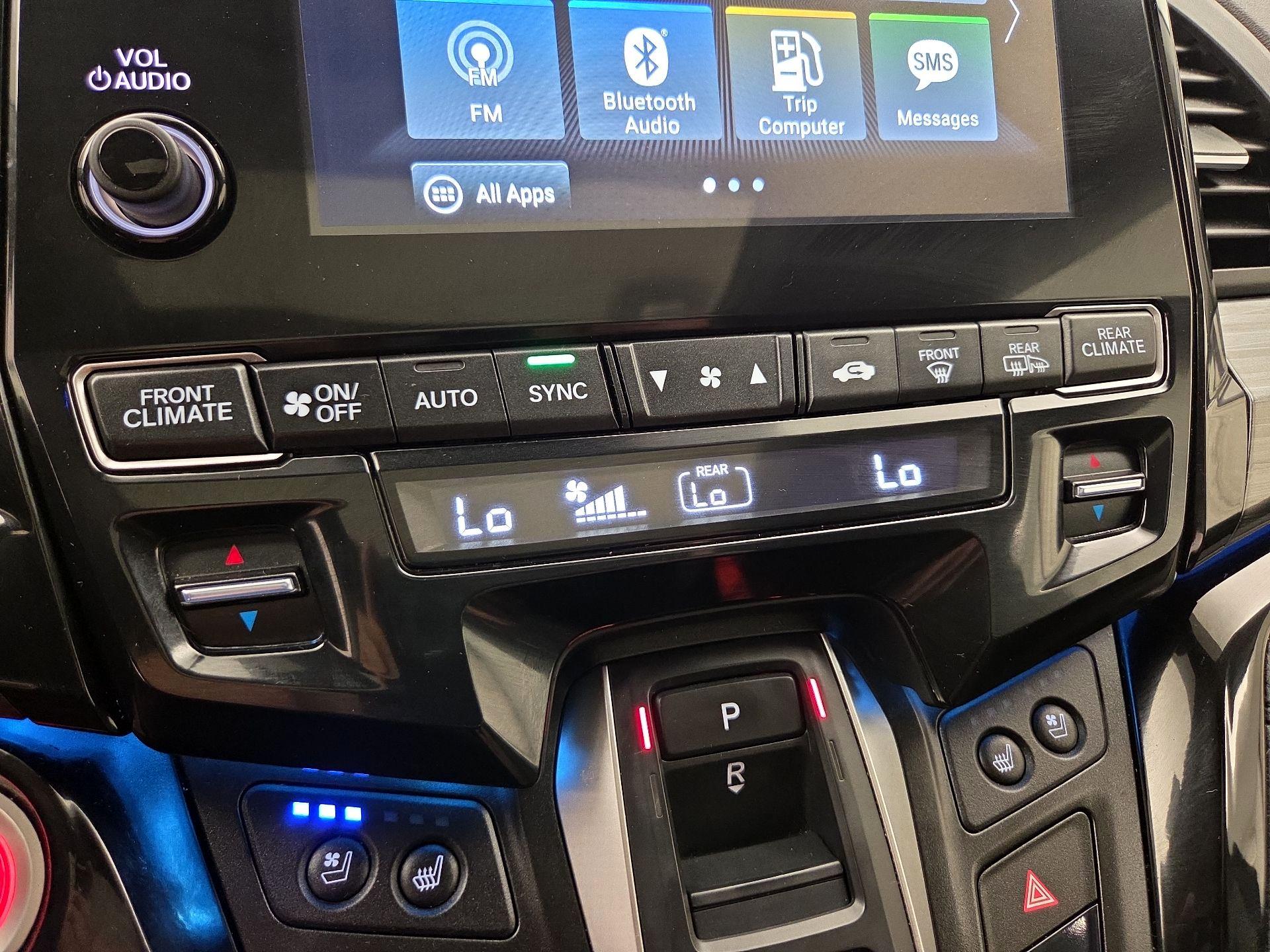 Thumbnail: 2023 Honda Odyssey - 15