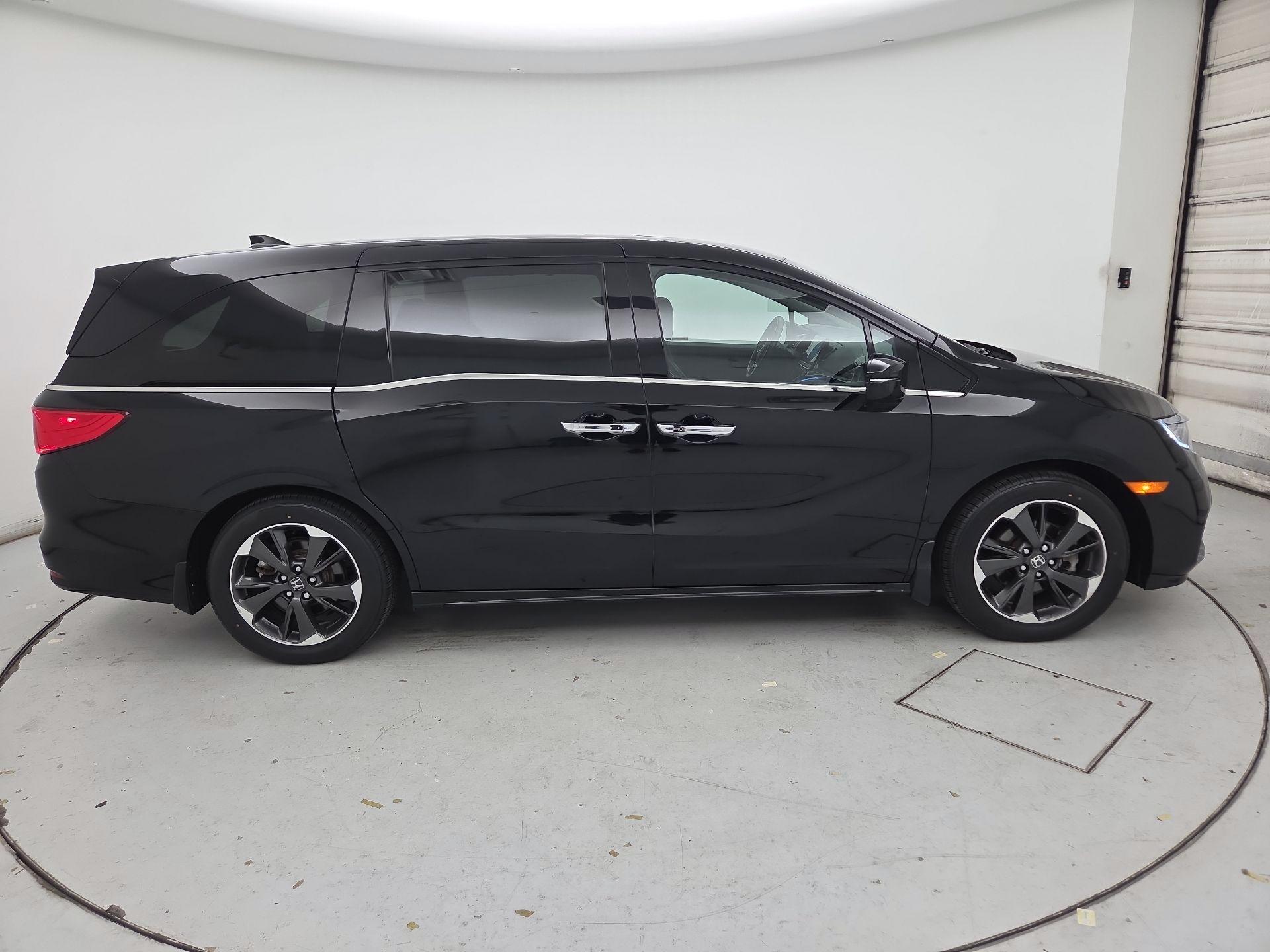 Thumbnail: 2023 Honda Odyssey - 4