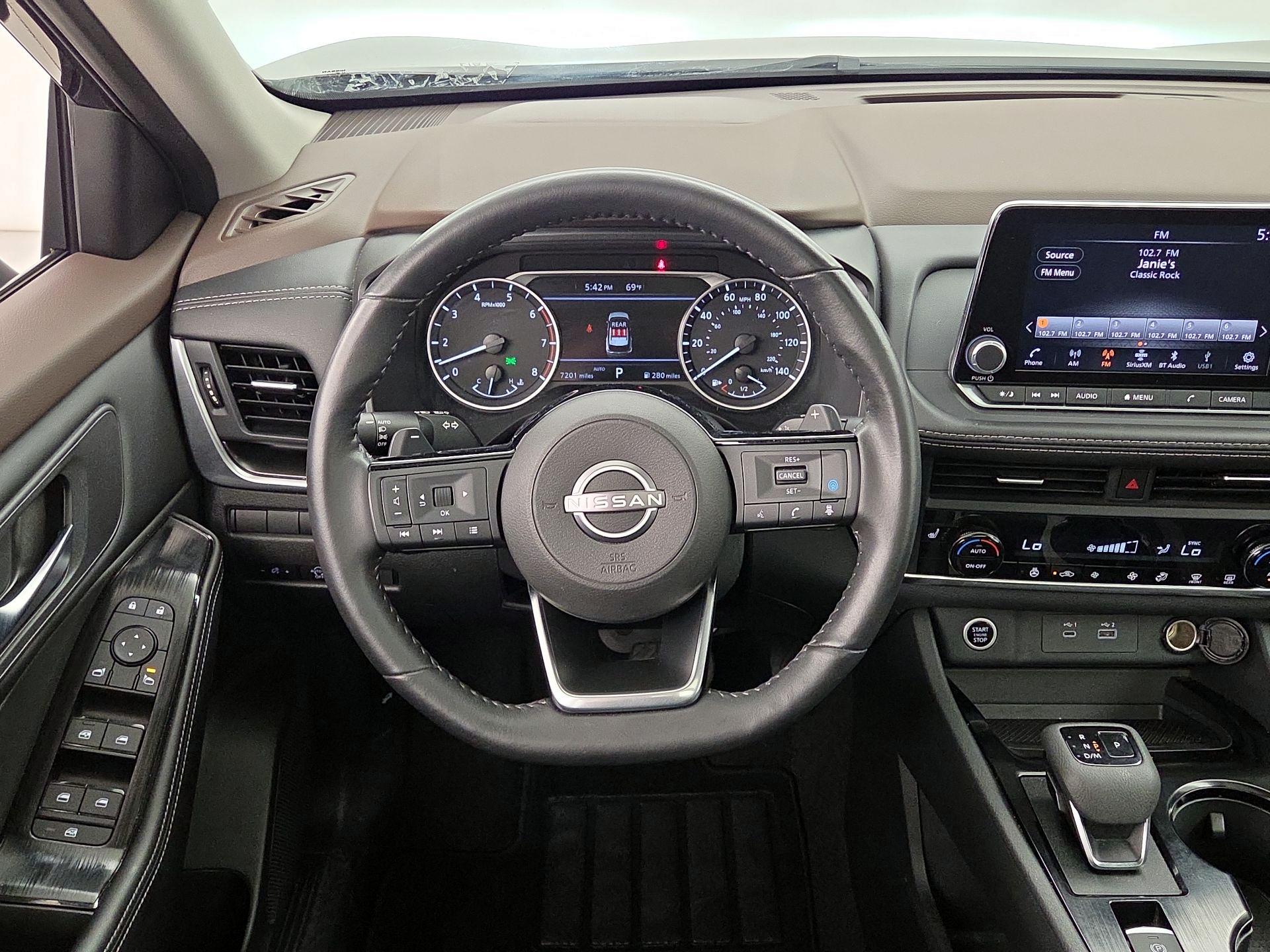 Thumbnail: 2023 Nissan Rogue - 10
