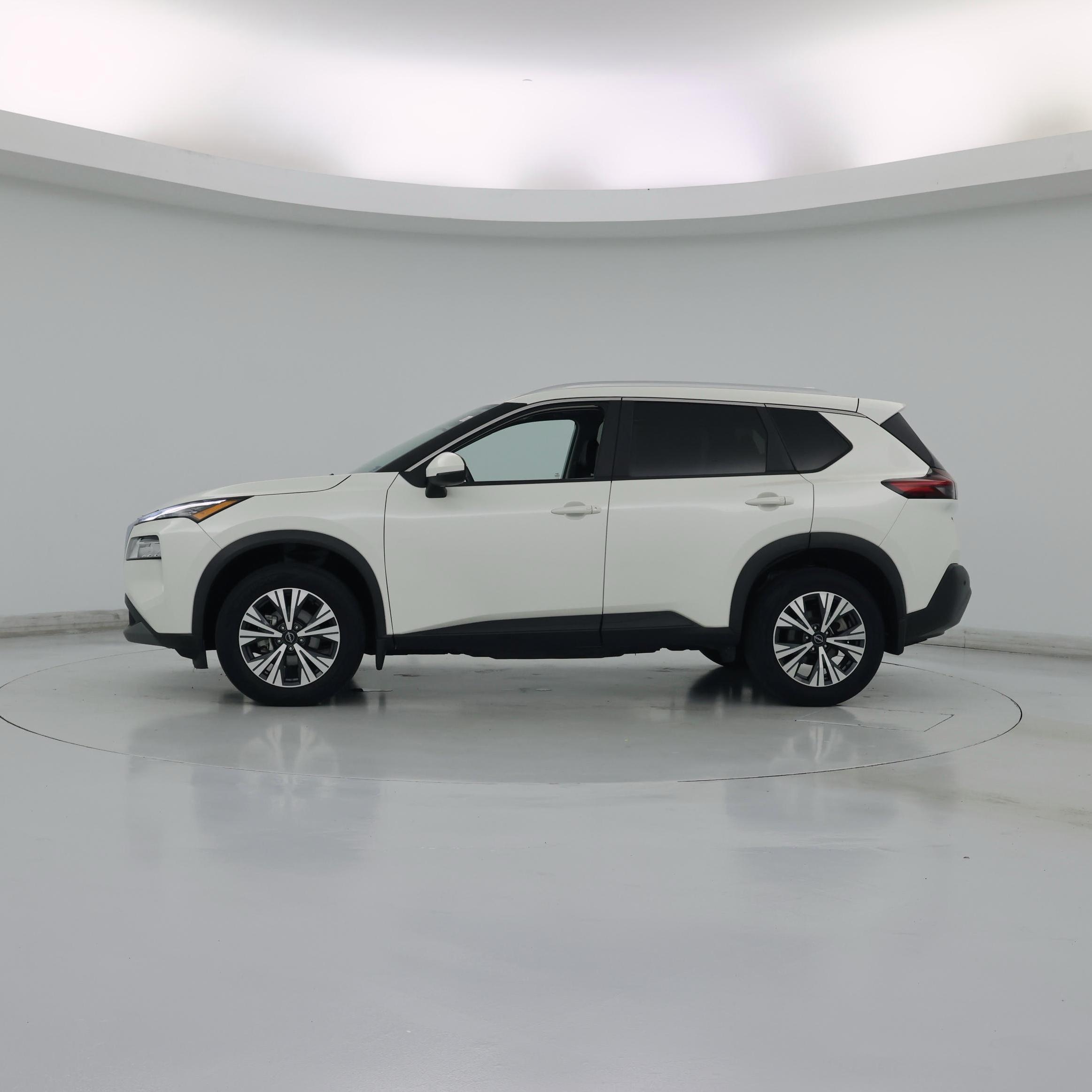 Thumbnail: 2023 Nissan Rogue - 3