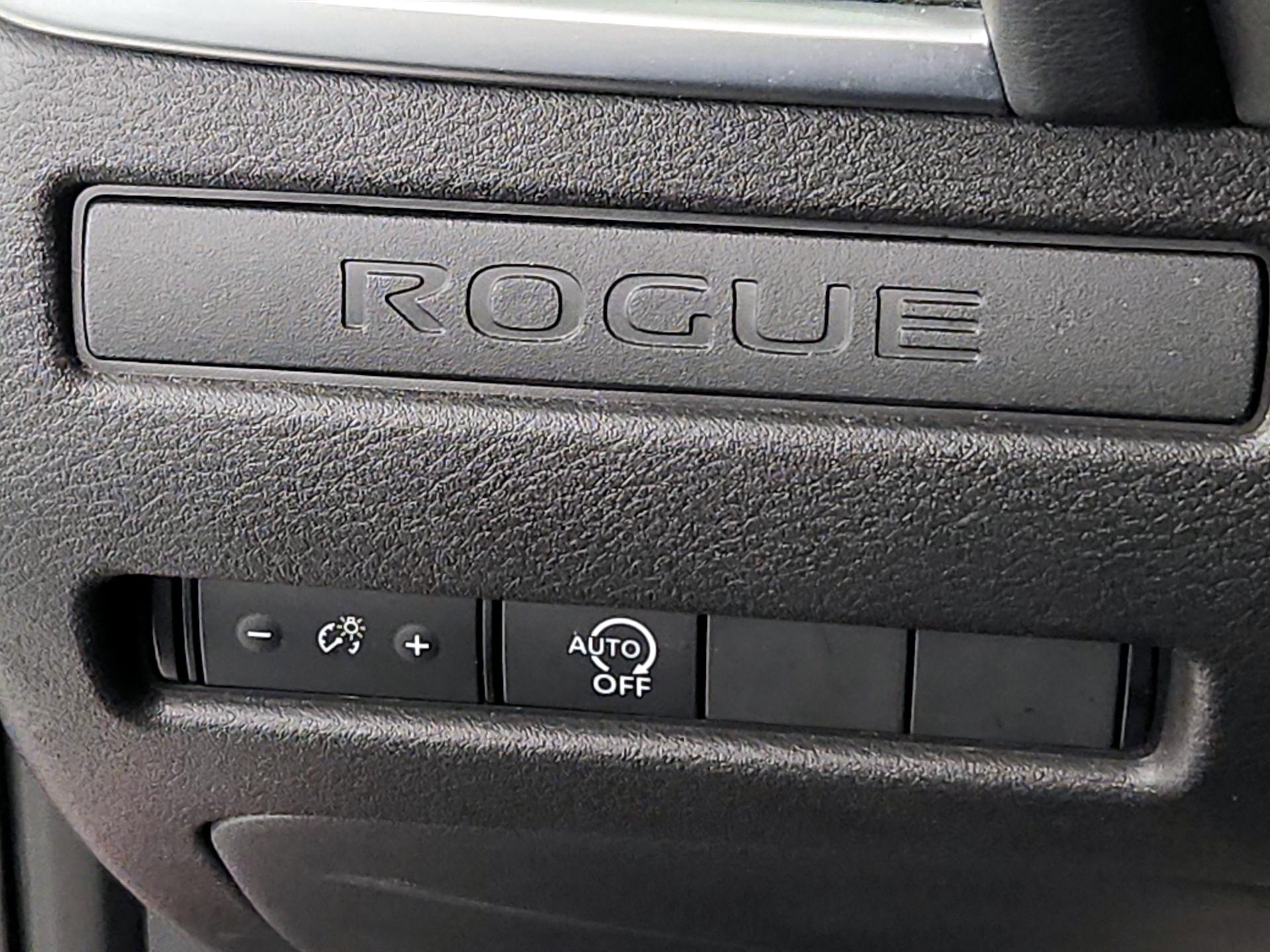 Thumbnail: 2023 Nissan Rogue - 13