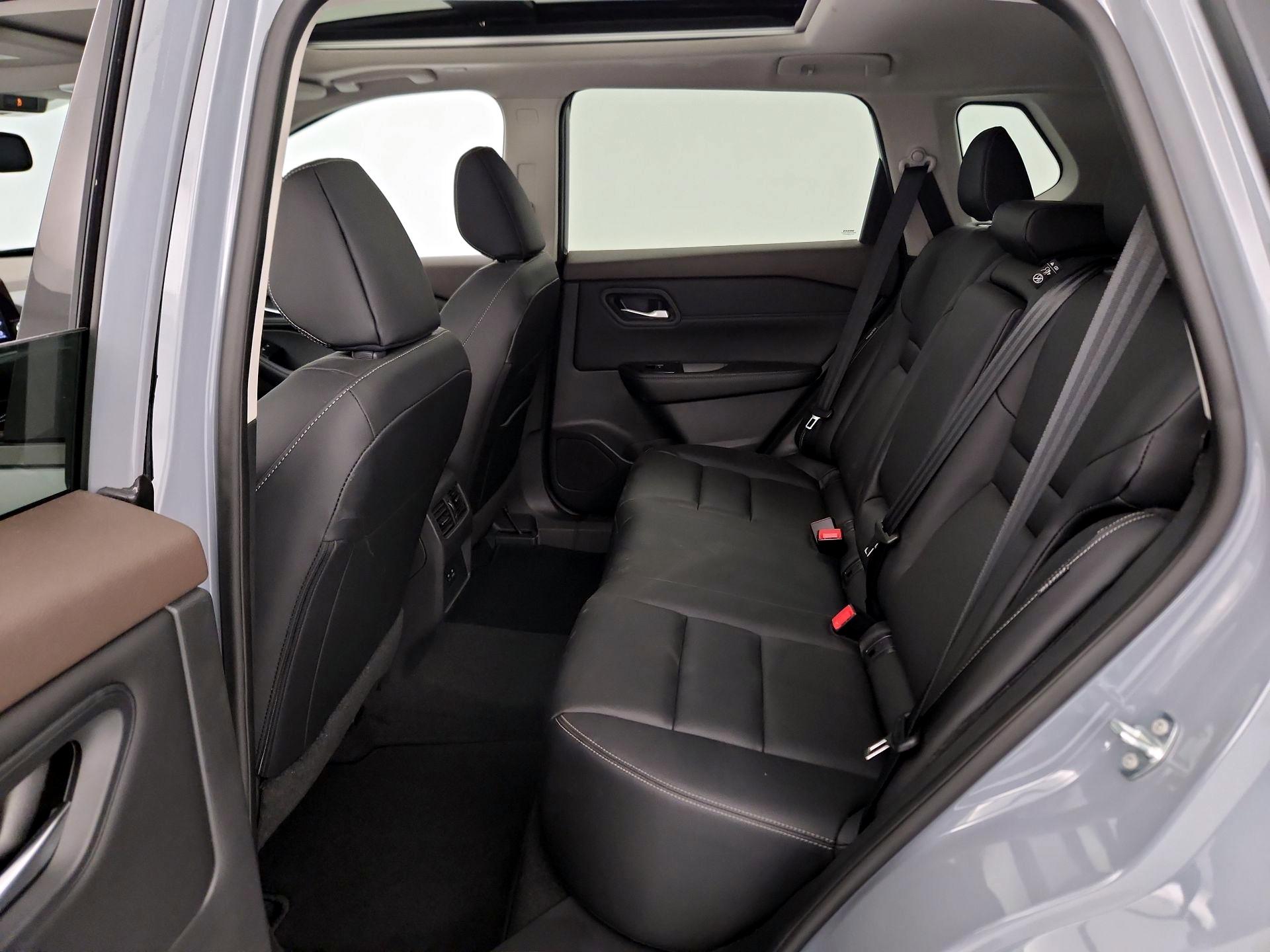 Thumbnail: 2023 Nissan Rogue - 20