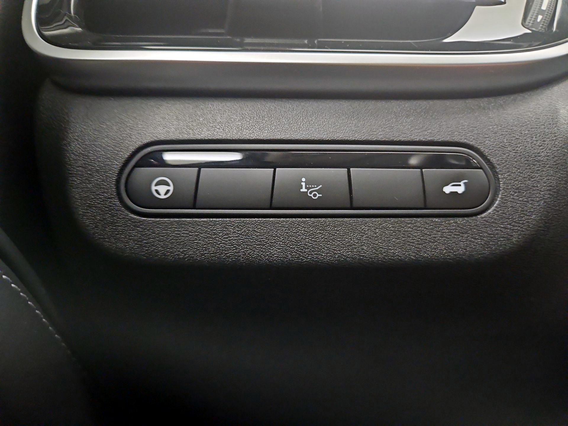Thumbnail: 2023 INFINITI QX60 - 13