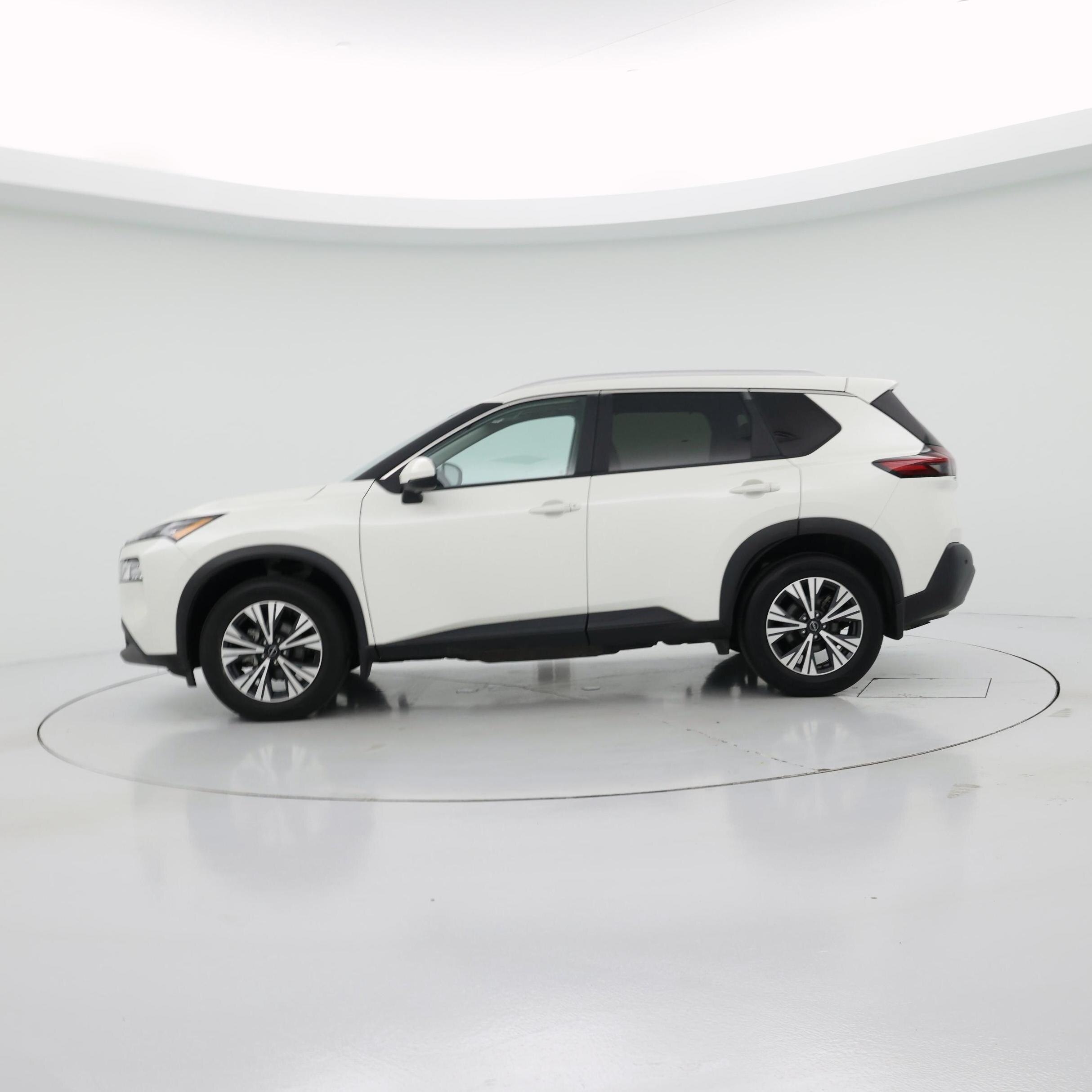 Thumbnail: 2023 Nissan Rogue - 3