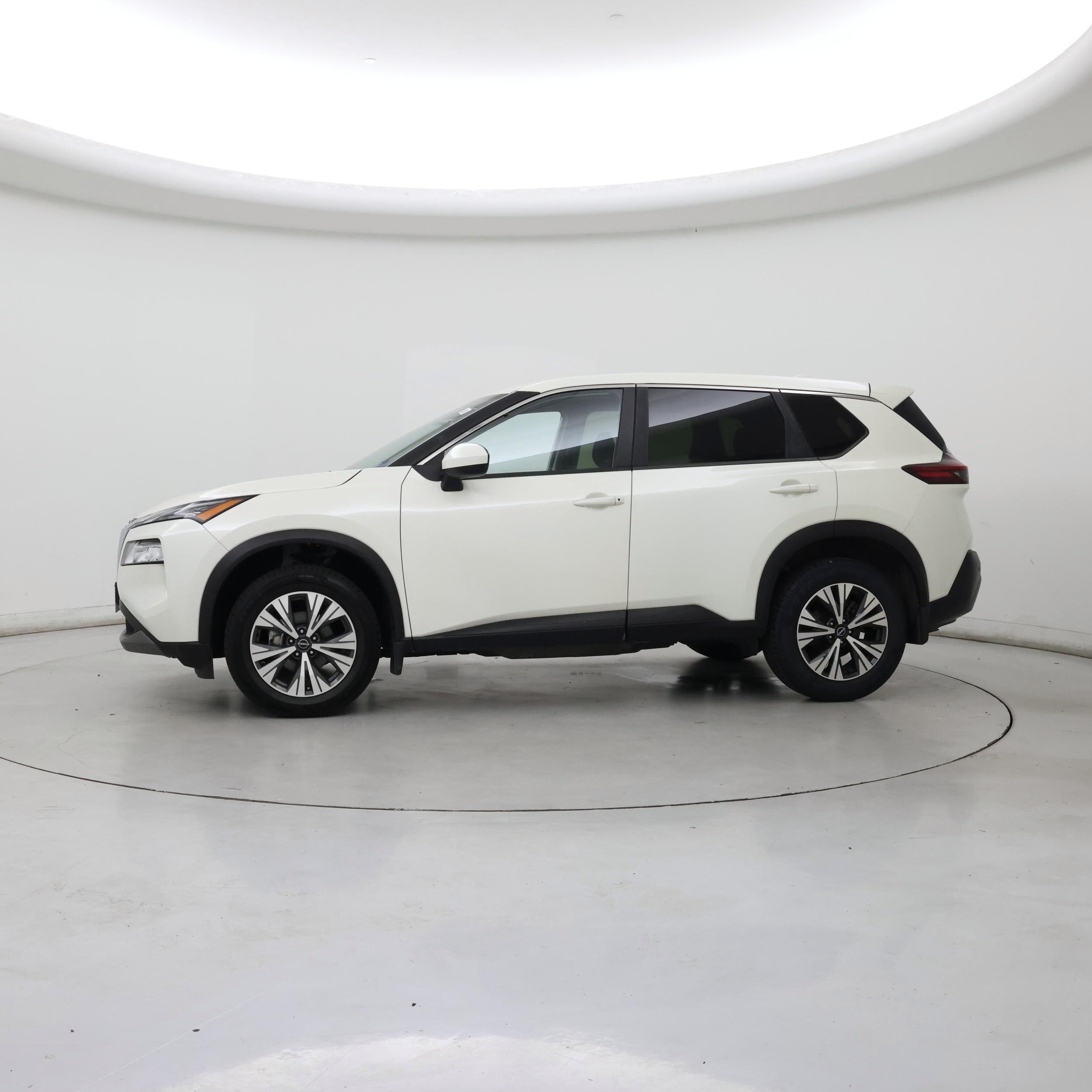 Thumbnail: 2023 Nissan Rogue - 3
