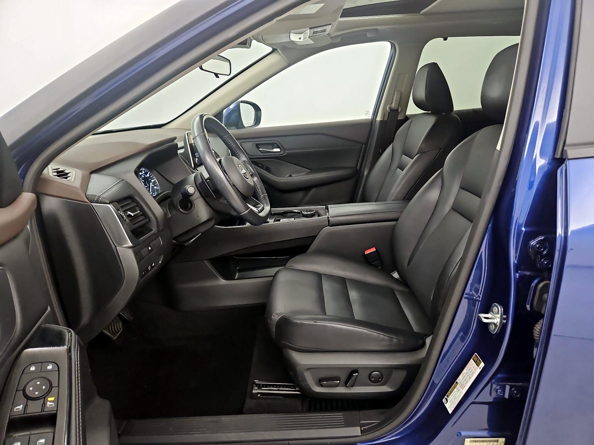 Thumbnail: 2023 Nissan Rogue - 11