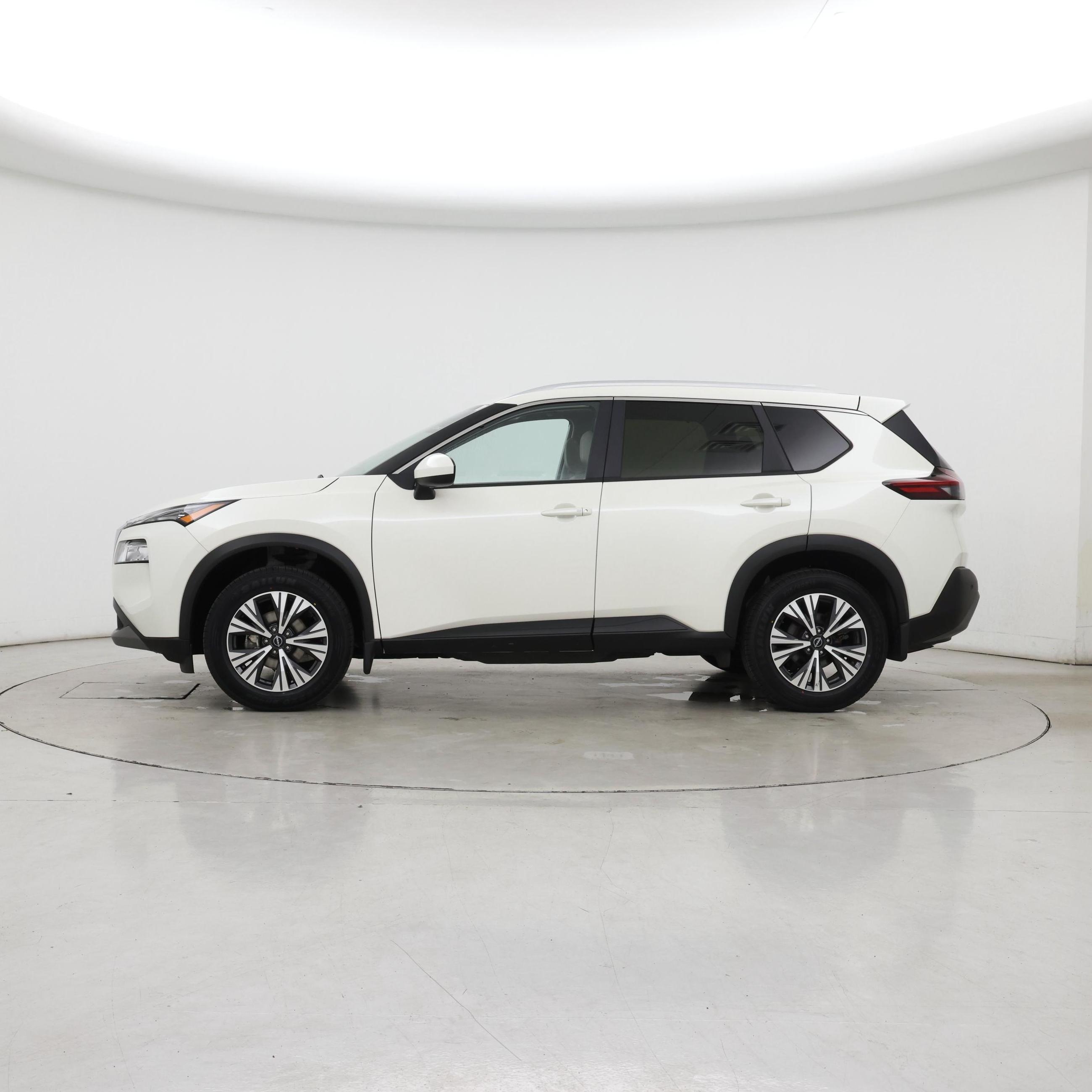 Thumbnail: 2023 Nissan Rogue - 3