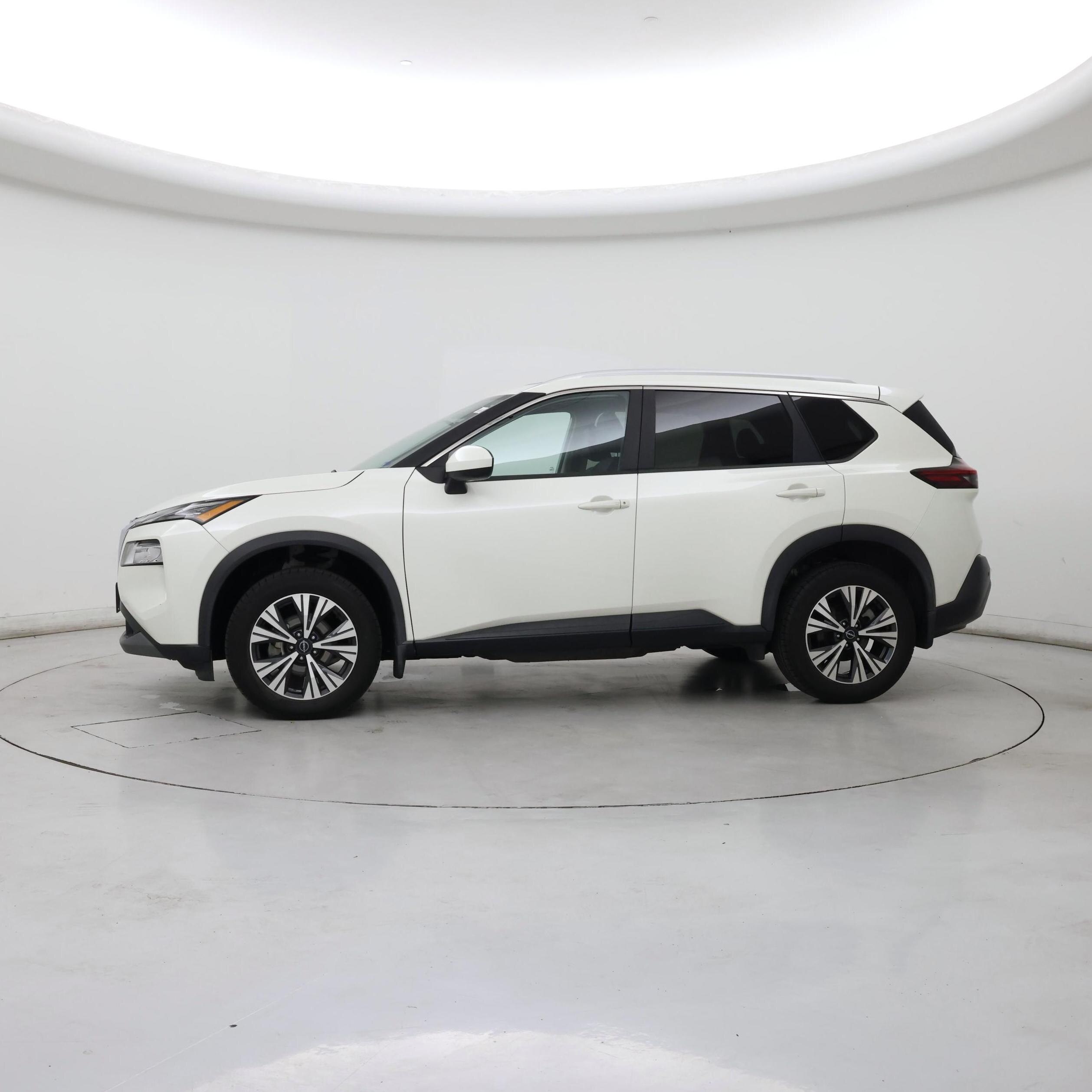 Thumbnail: 2023 Nissan Rogue - 3