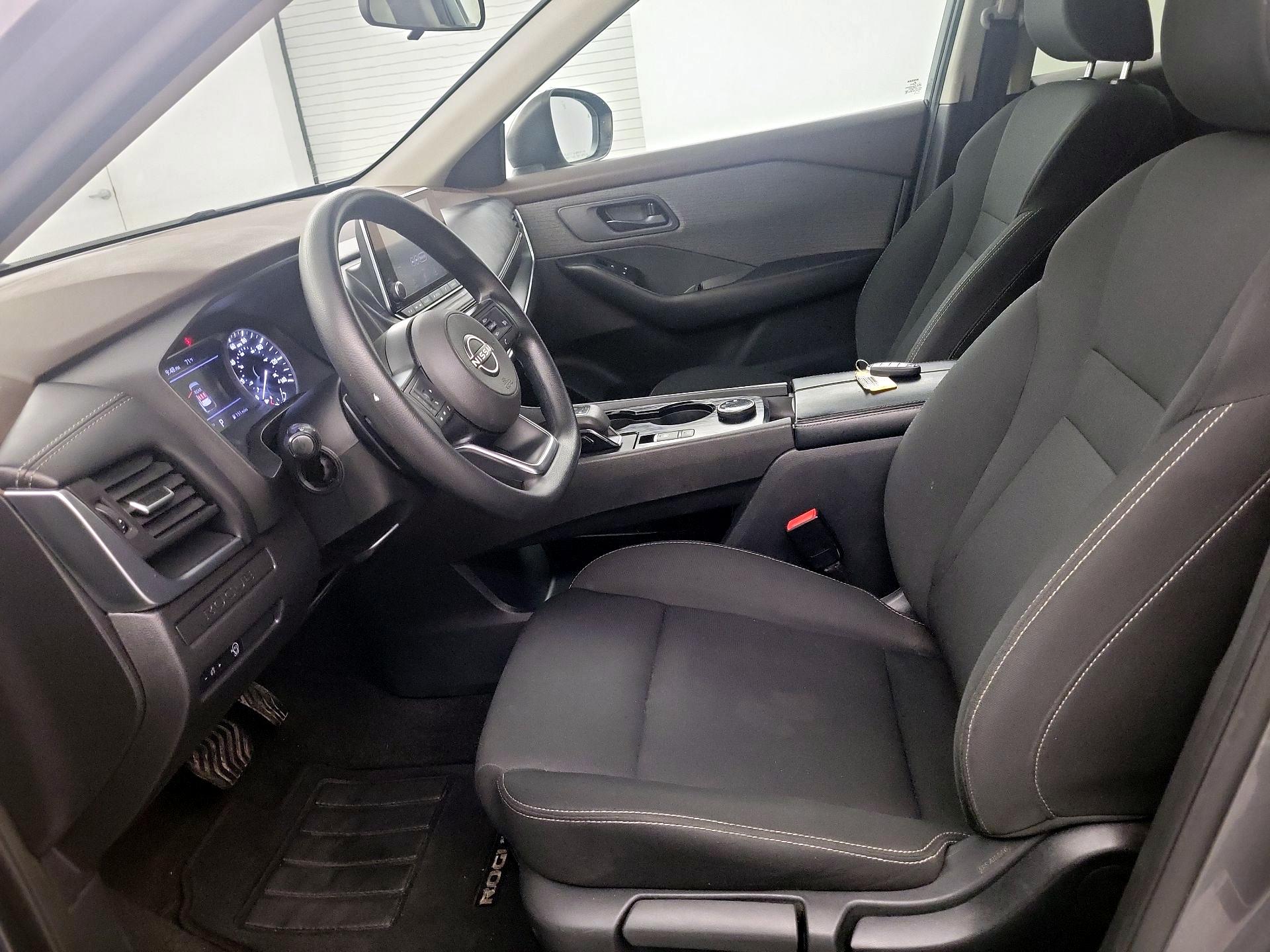 Thumbnail: 2023 Nissan Rogue - 9