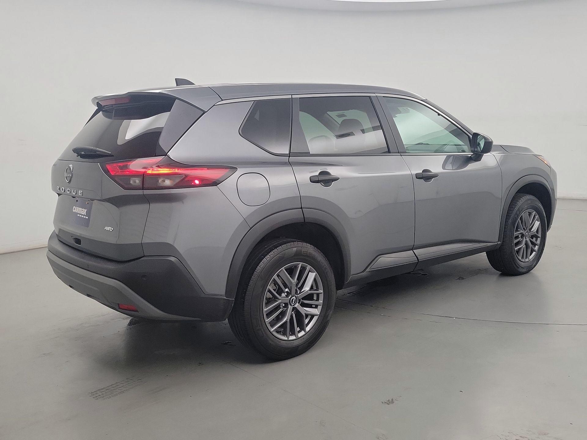 Thumbnail: 2023 Nissan Rogue - 5