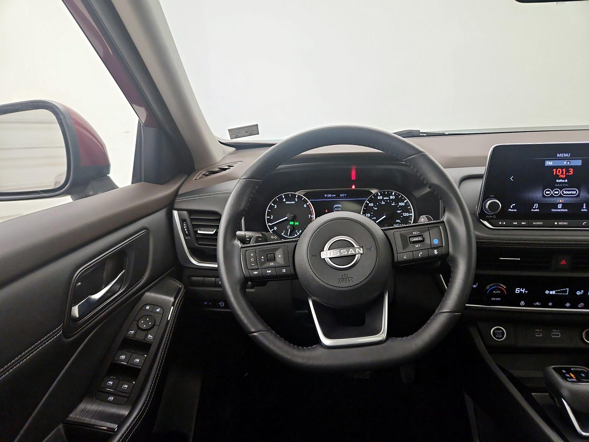 Thumbnail: 2023 Nissan Rogue - 10