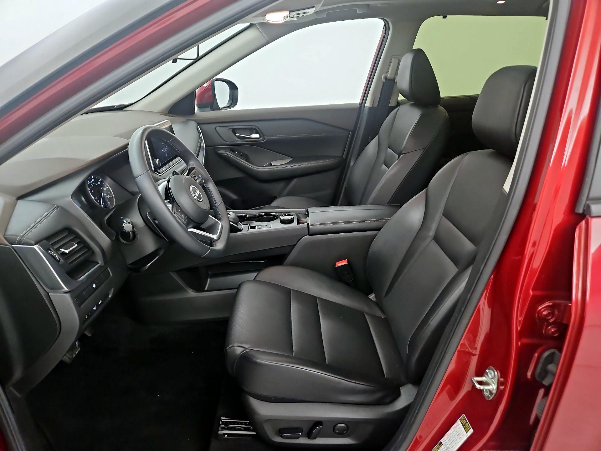 Thumbnail: 2023 Nissan Rogue - 11