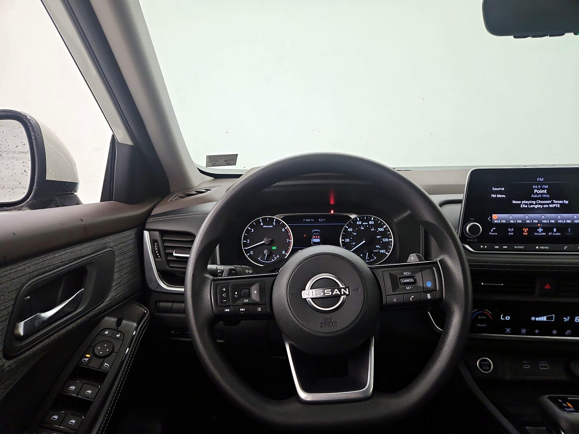 Thumbnail: 2023 Nissan Rogue - 10