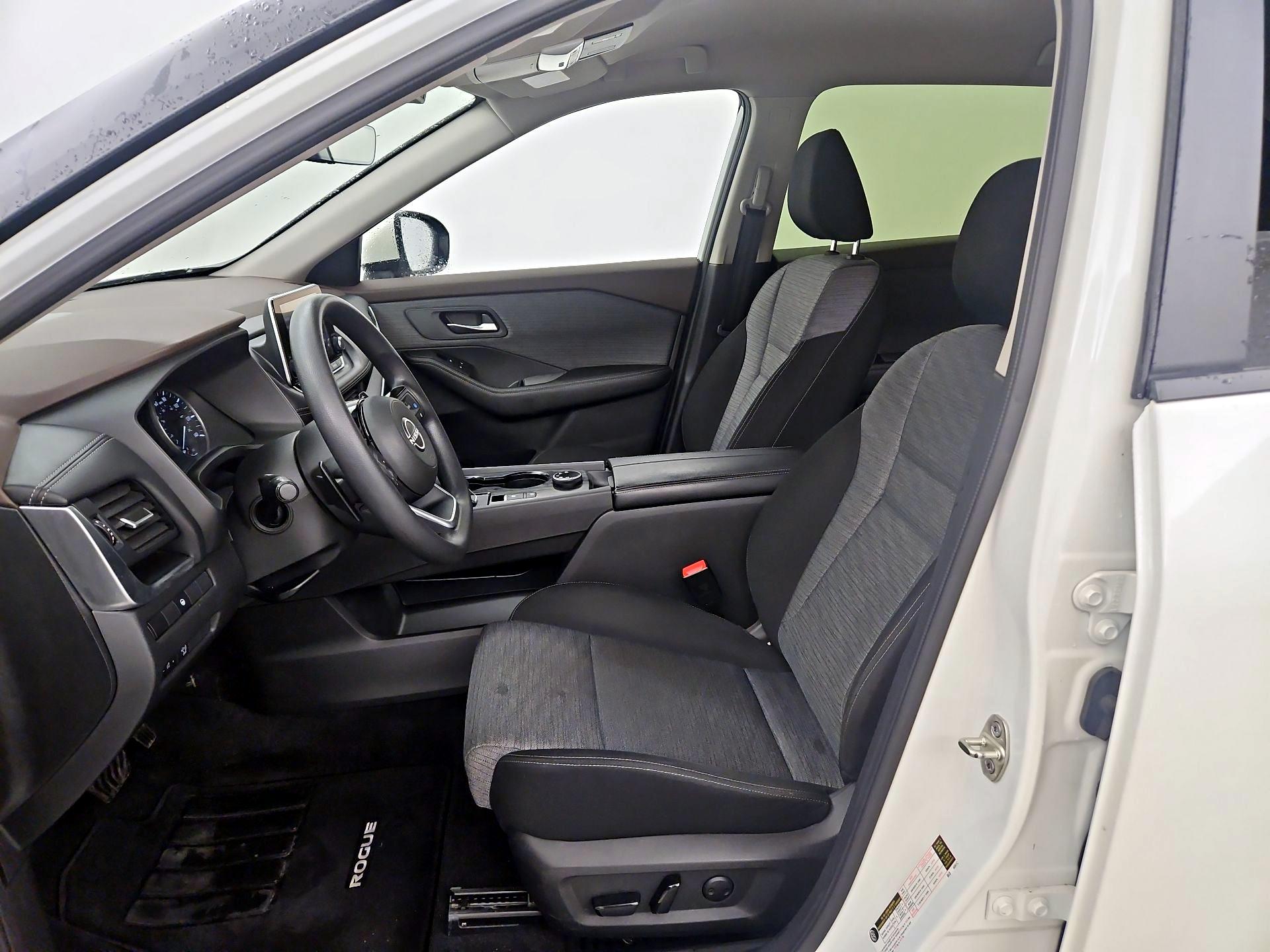 Thumbnail: 2023 Nissan Rogue - 11