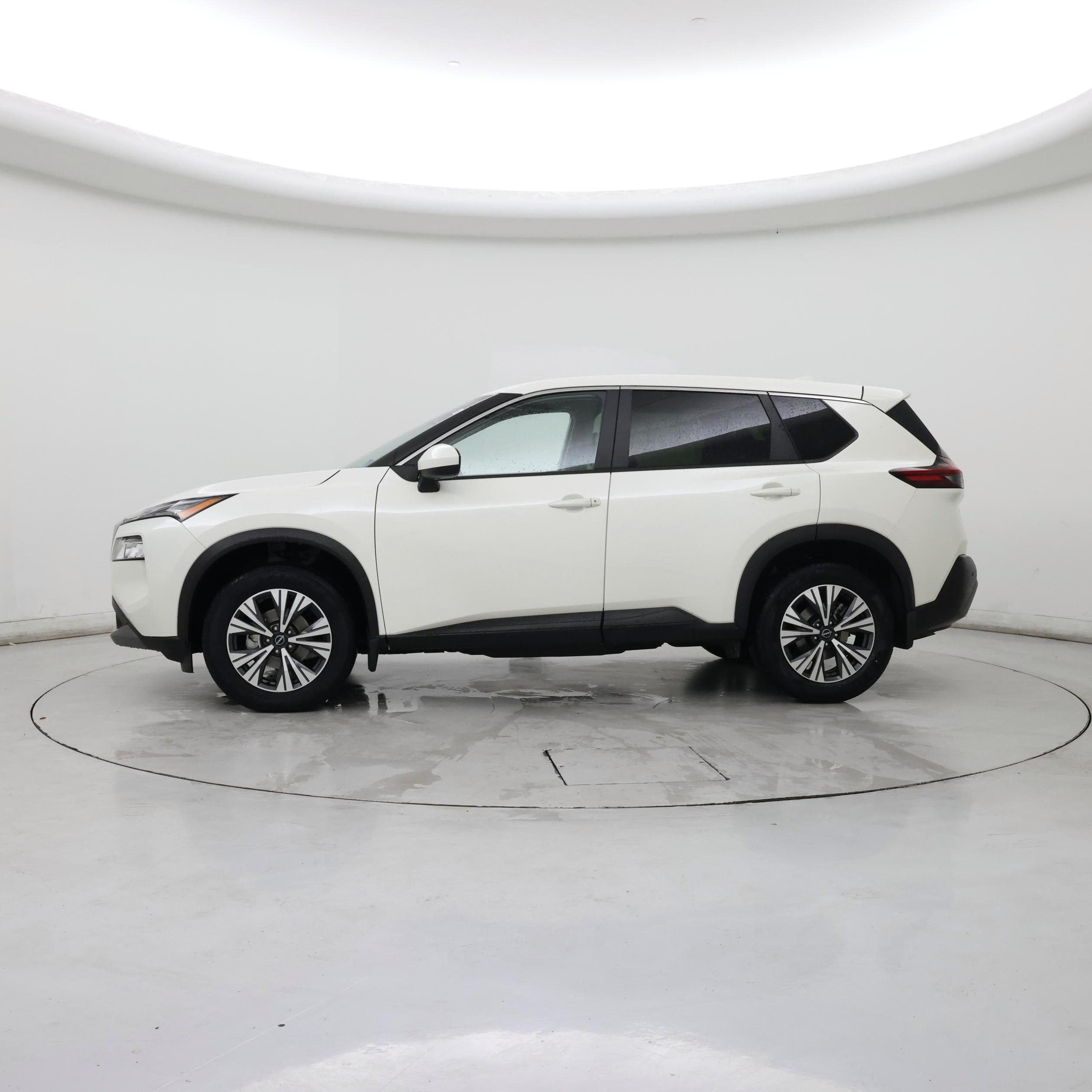 Thumbnail: 2023 Nissan Rogue - 3