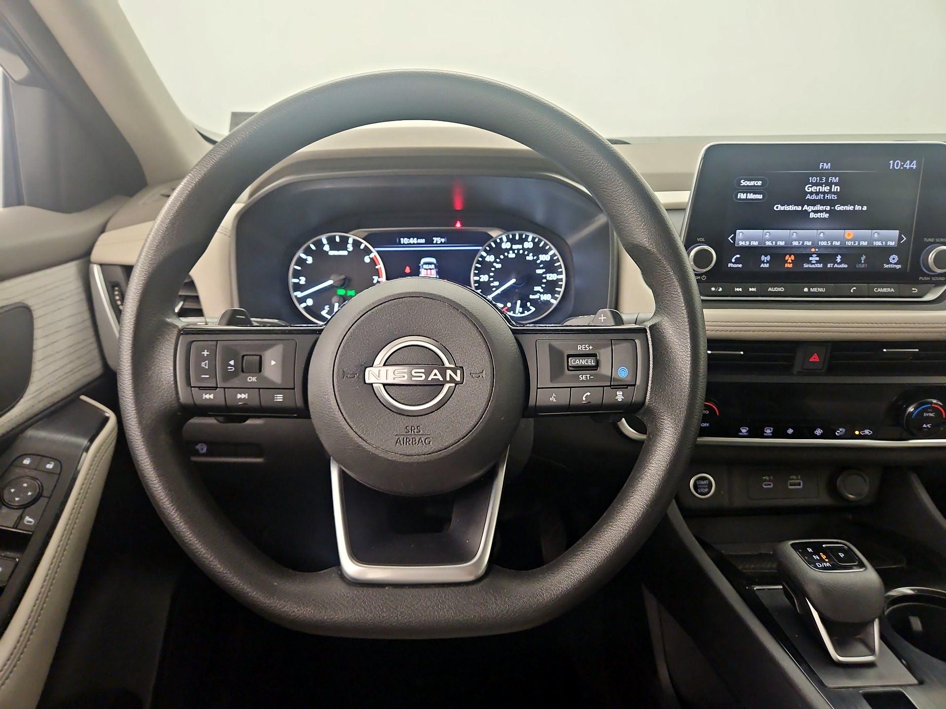 Thumbnail: 2023 Nissan Rogue - 10
