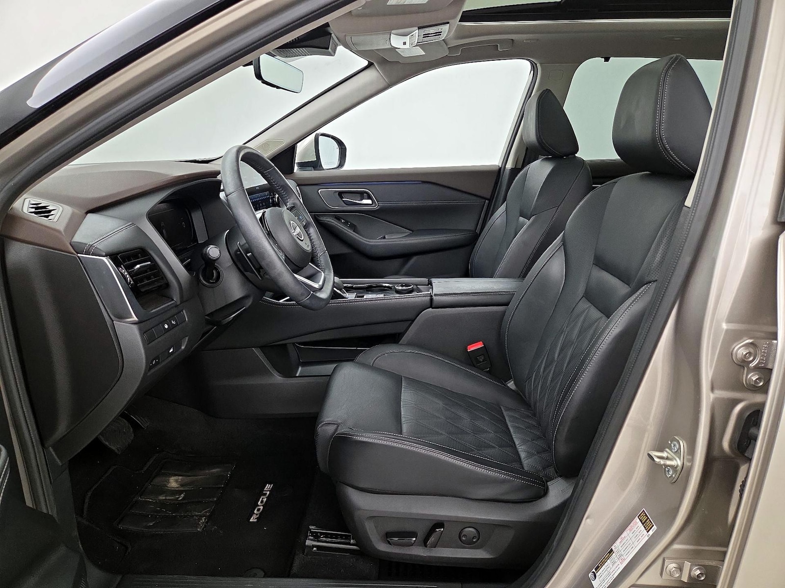 2023 Nissan Rogue Platinum - Photo 12