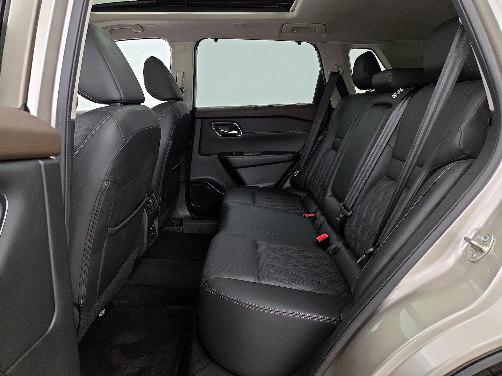 2023 Nissan Rogue Platinum - Photo 22