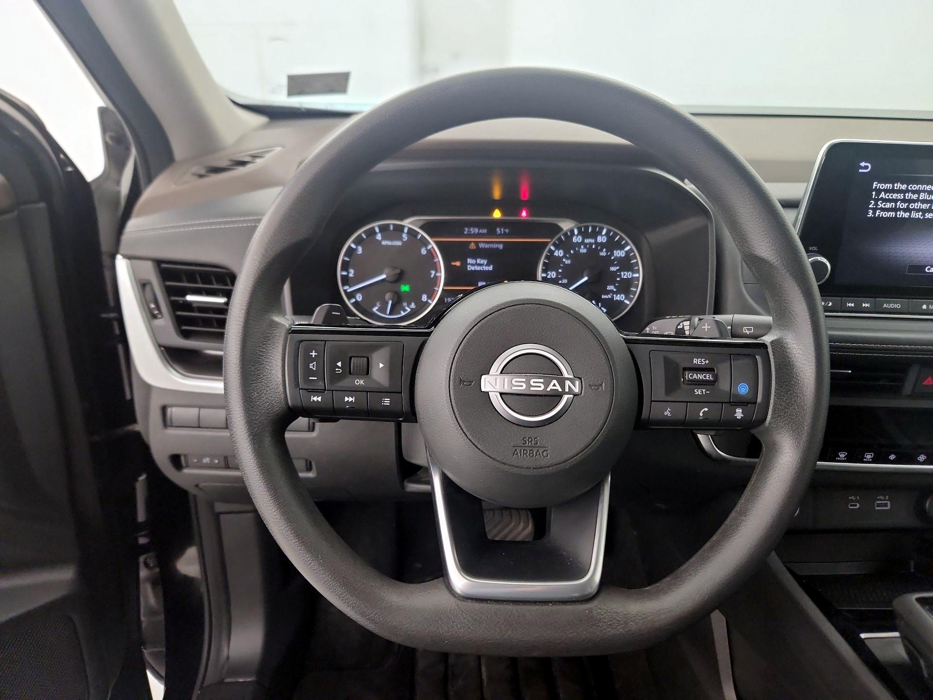 Thumbnail: 2023 Nissan Rogue - 10