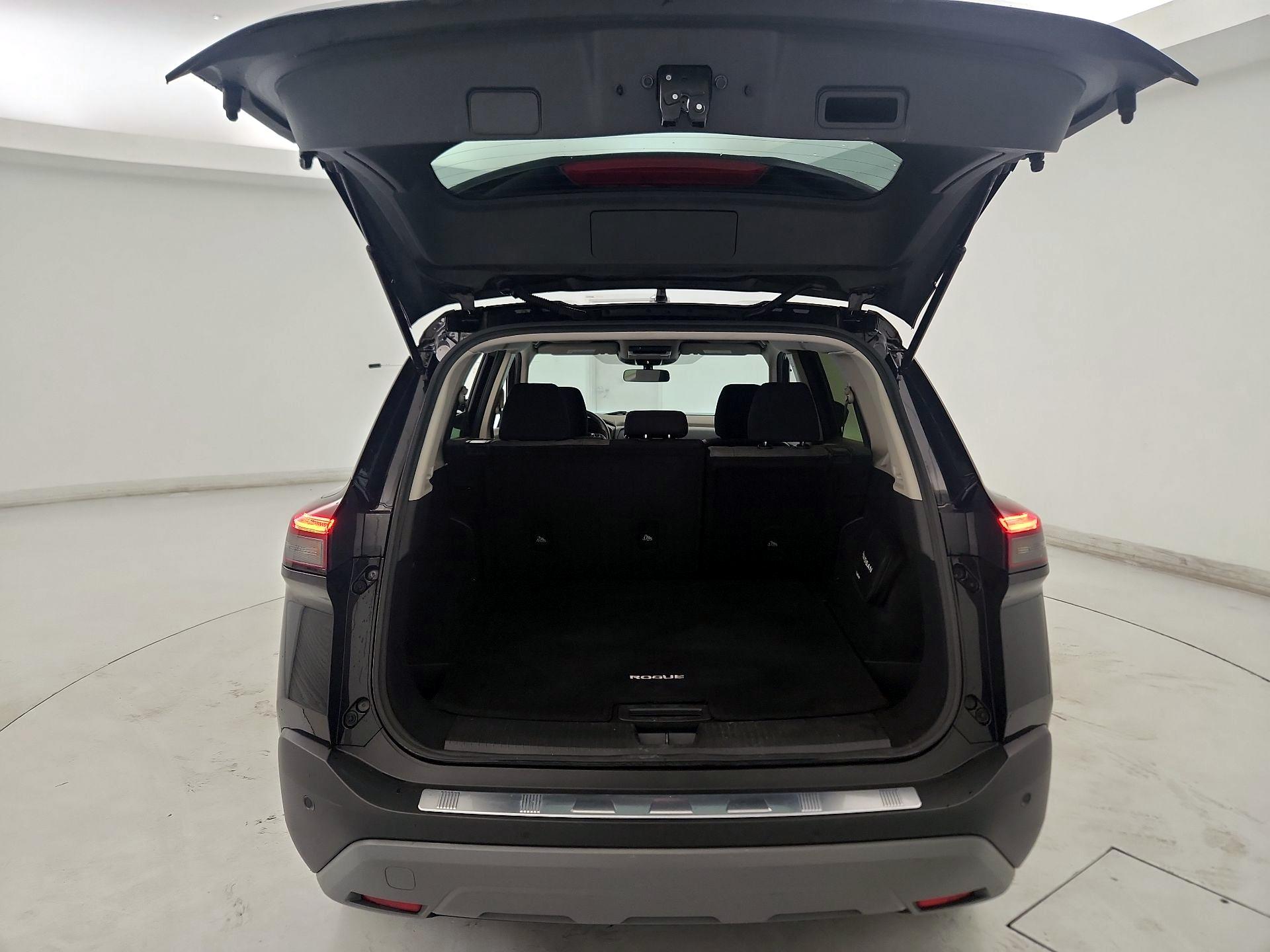 Thumbnail: 2023 Nissan Rogue - 20