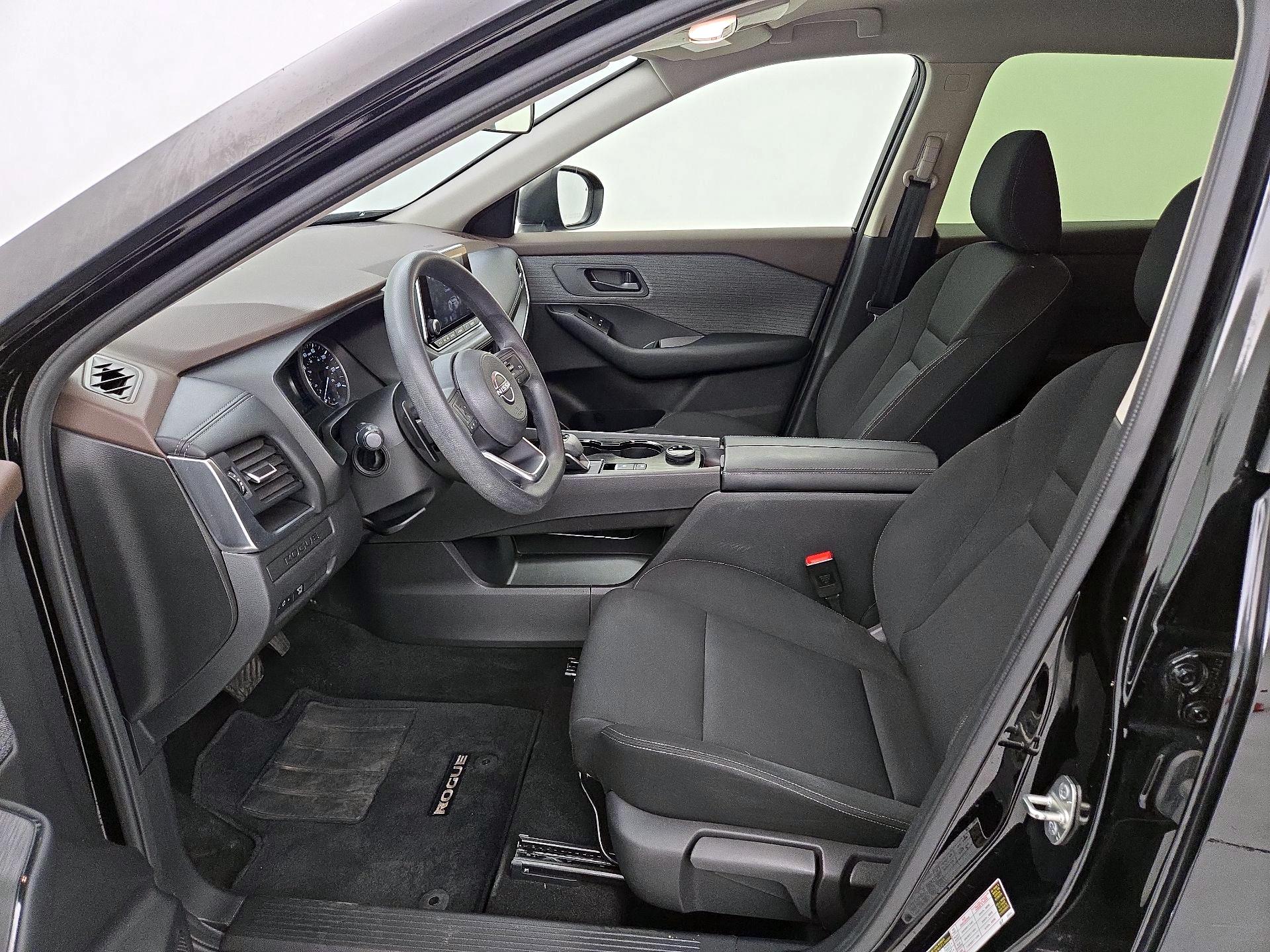 Thumbnail: 2023 Nissan Rogue - 11