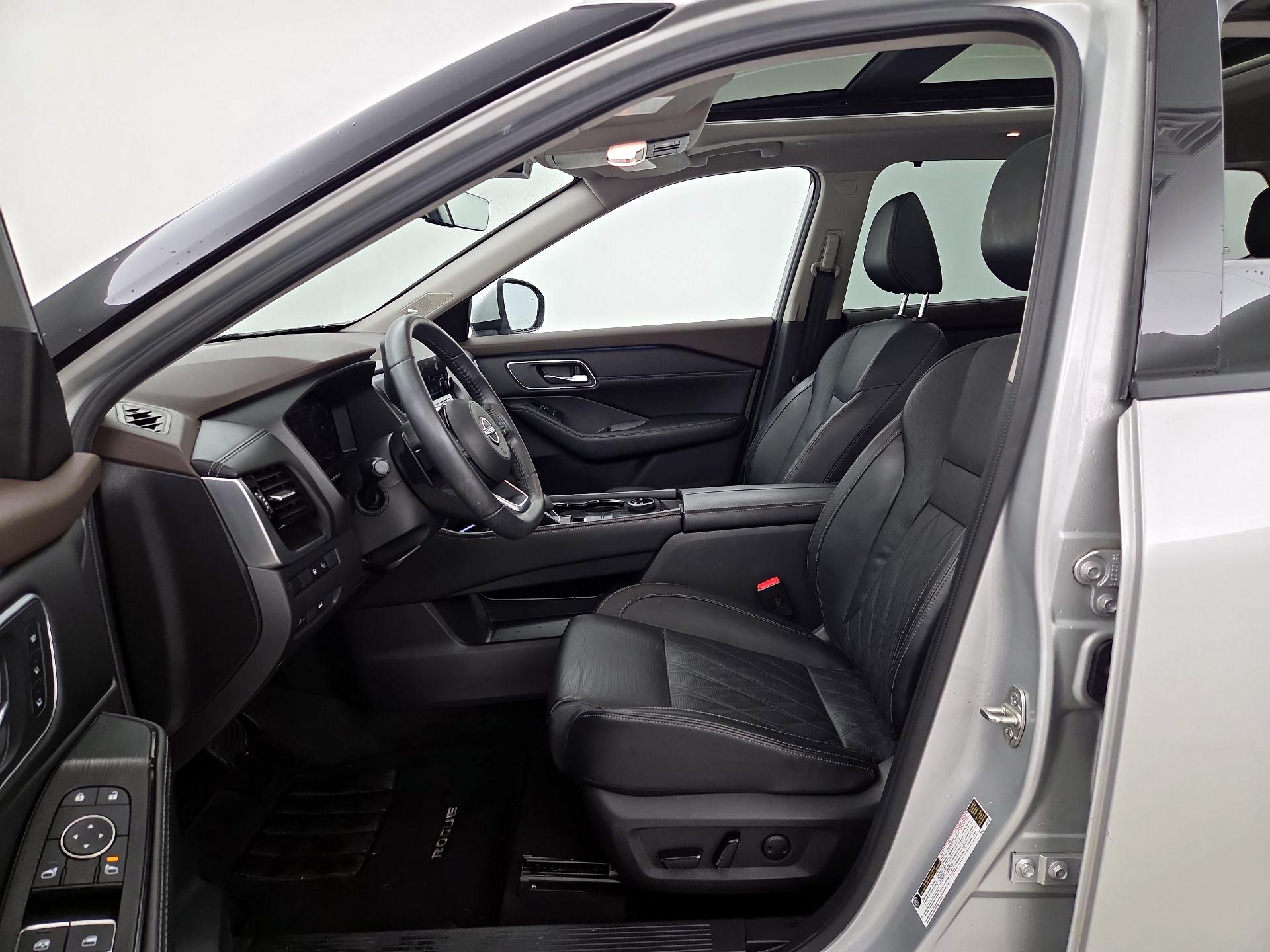 Thumbnail: 2023 Nissan Rogue - 11