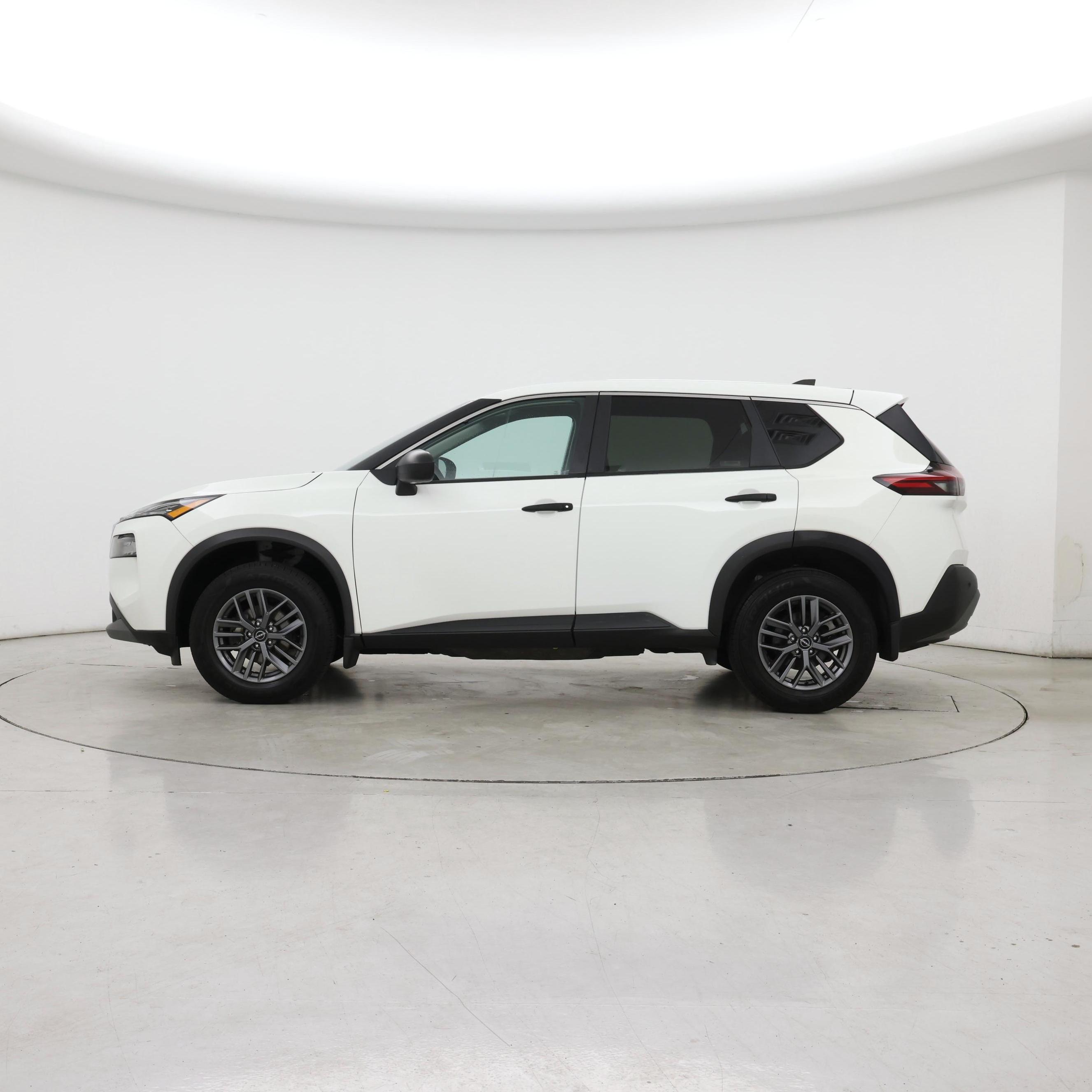 Thumbnail: 2023 Nissan Rogue - 3