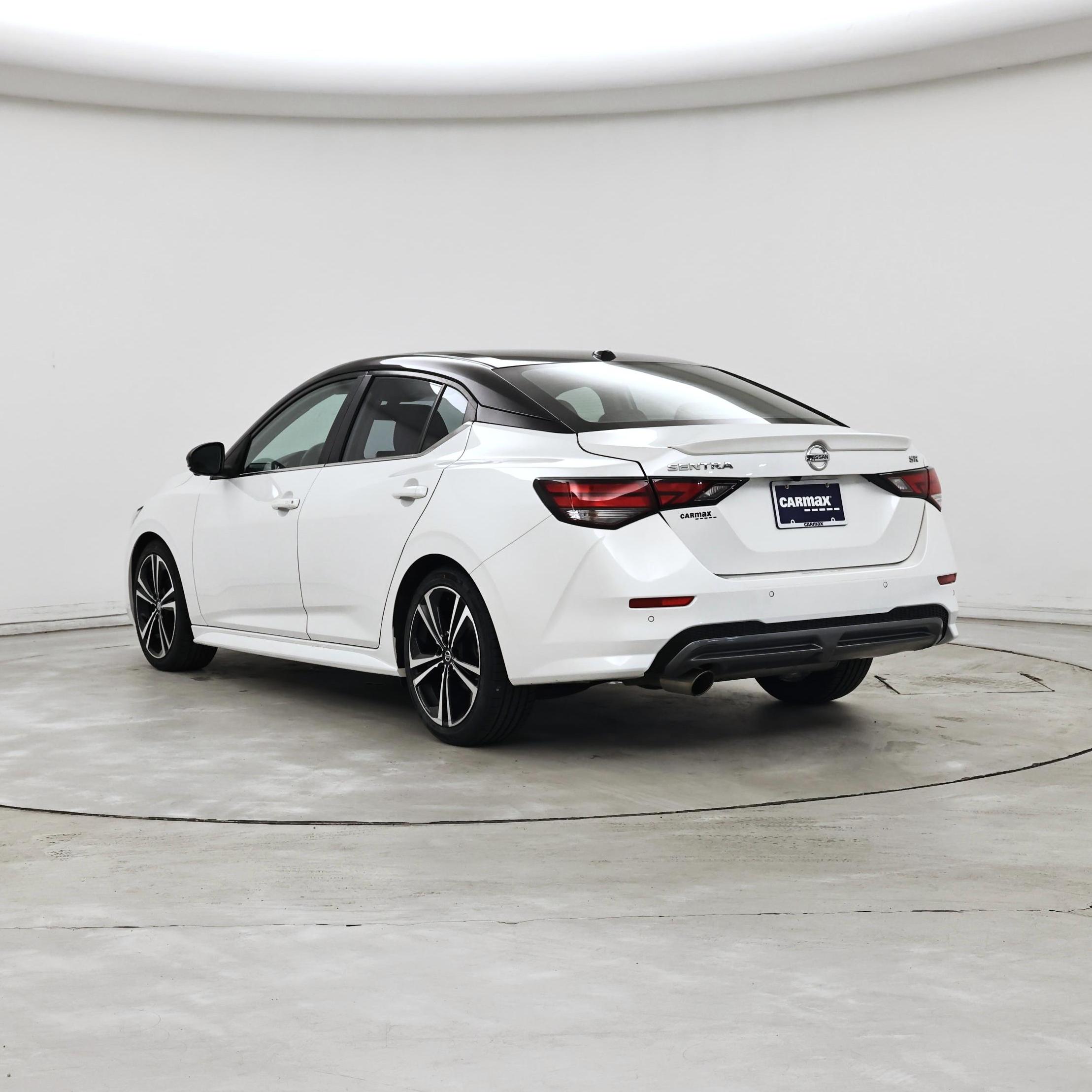 Thumbnail: 2021 Nissan Sentra - 2