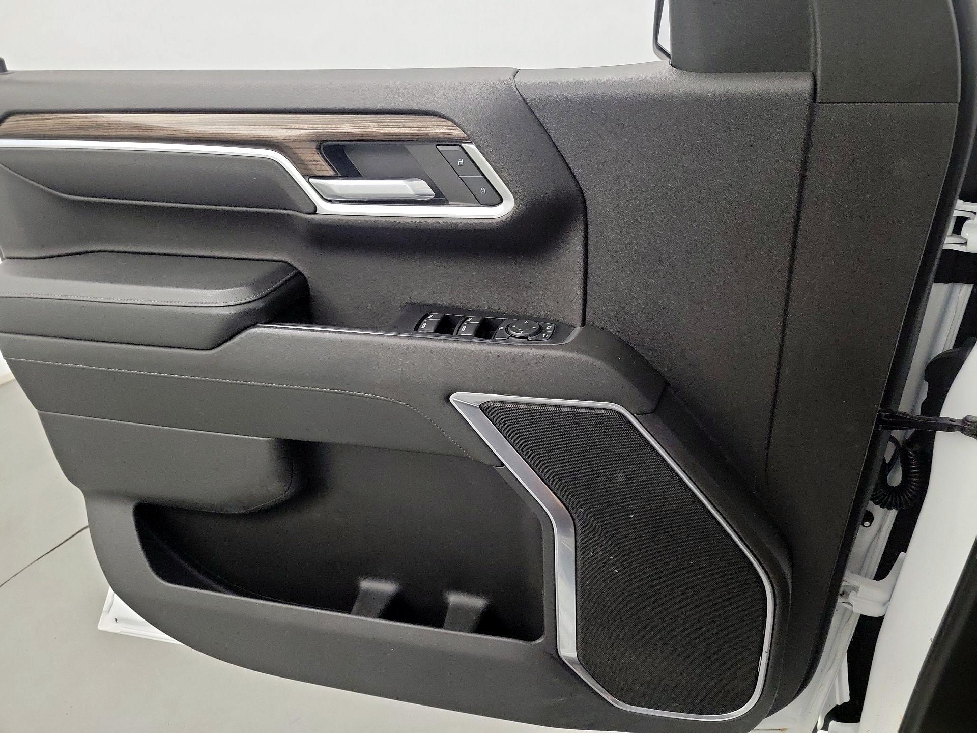 Thumbnail: 2022 Chevrolet Silverado 1500 - 10