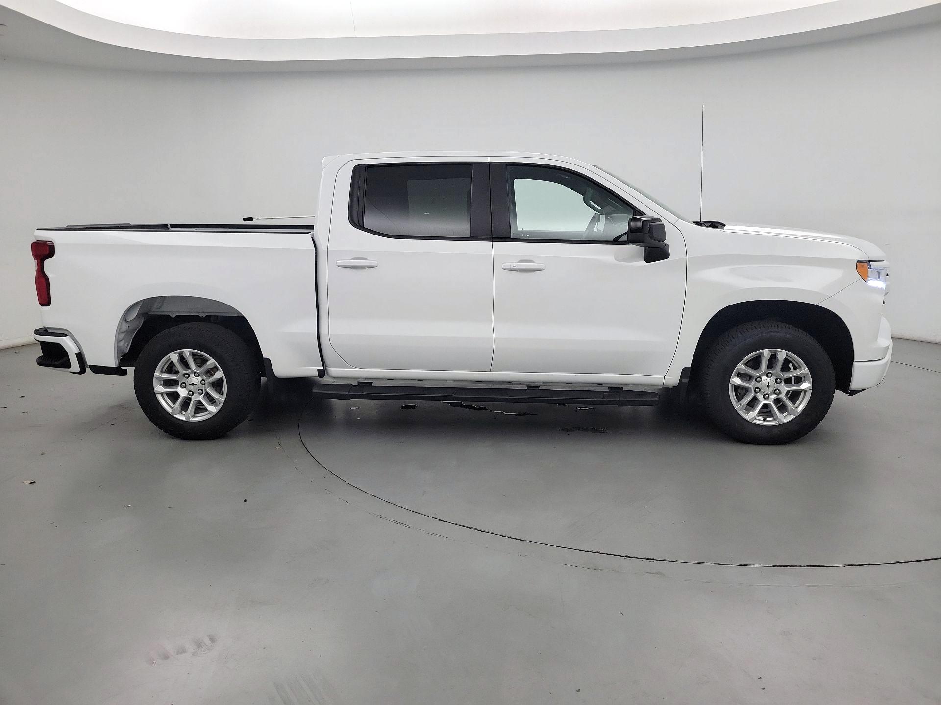 Thumbnail: 2022 Chevrolet Silverado 1500 - 4