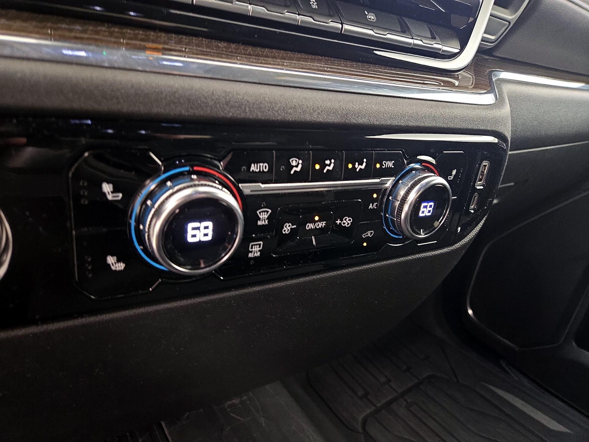 Thumbnail: 2023 GMC Sierra 1500 - 17