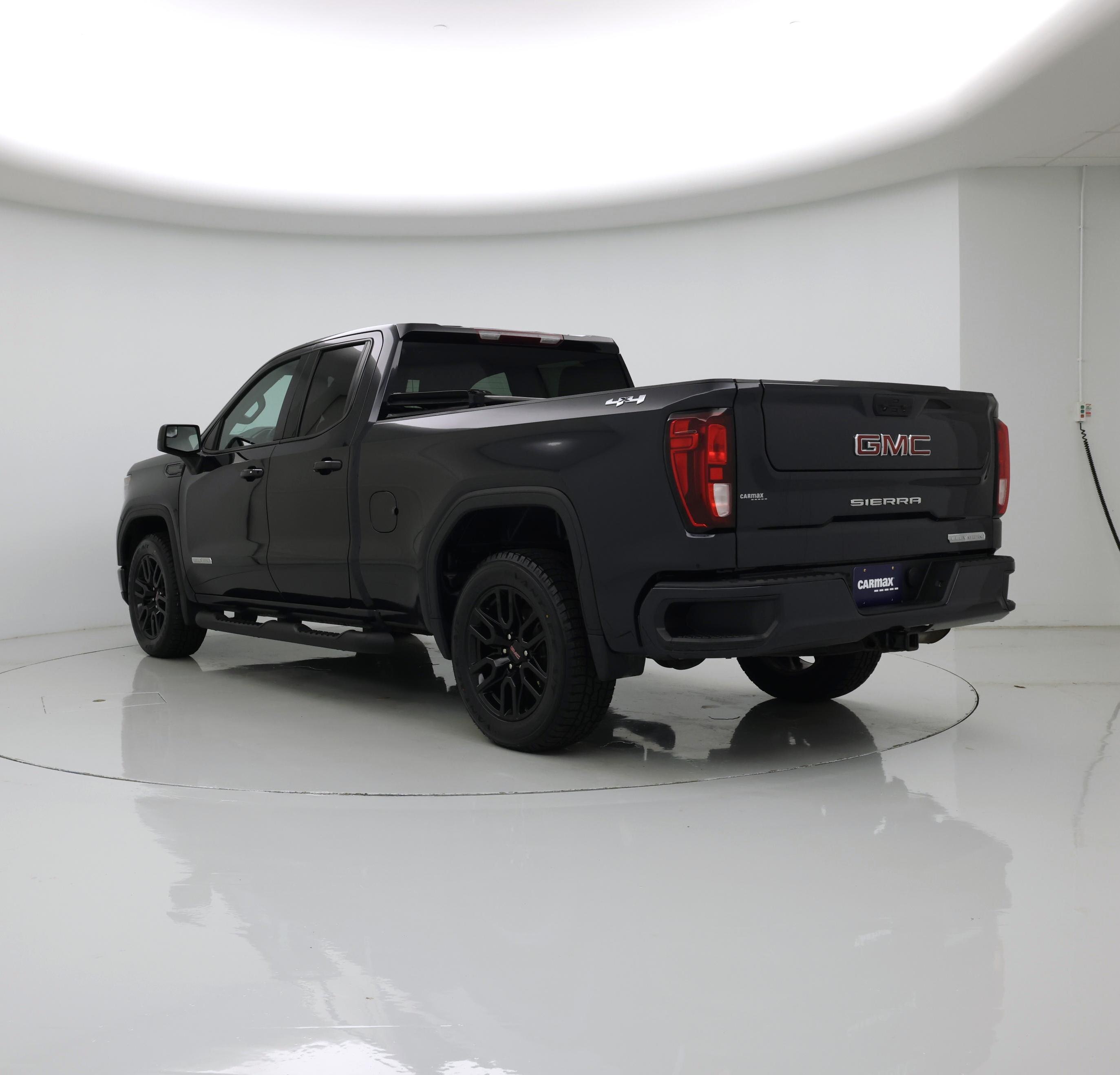 Thumbnail: 2023 GMC Sierra 1500 - 2