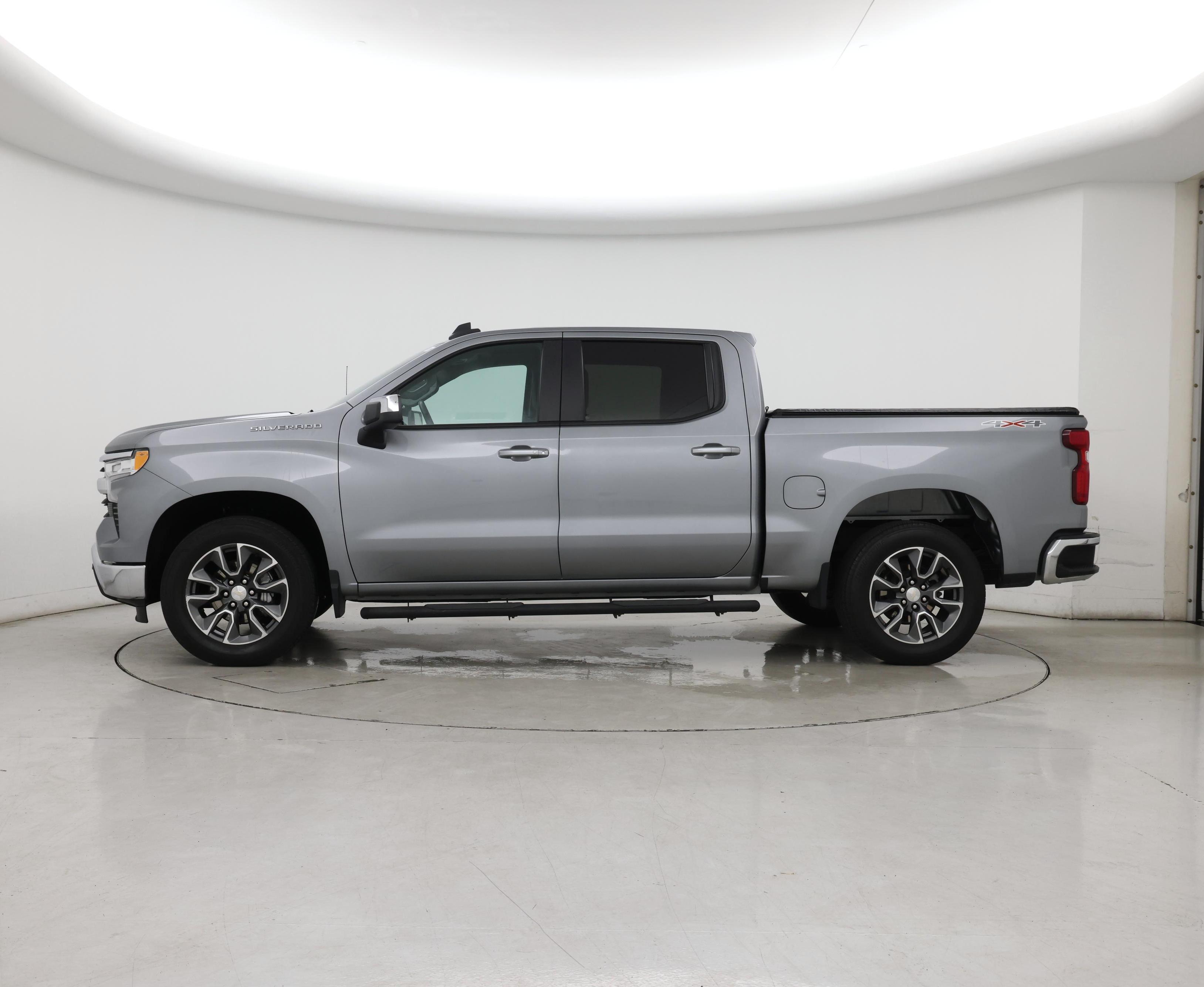 Thumbnail: 2023 Chevrolet Silverado 1500 - 3