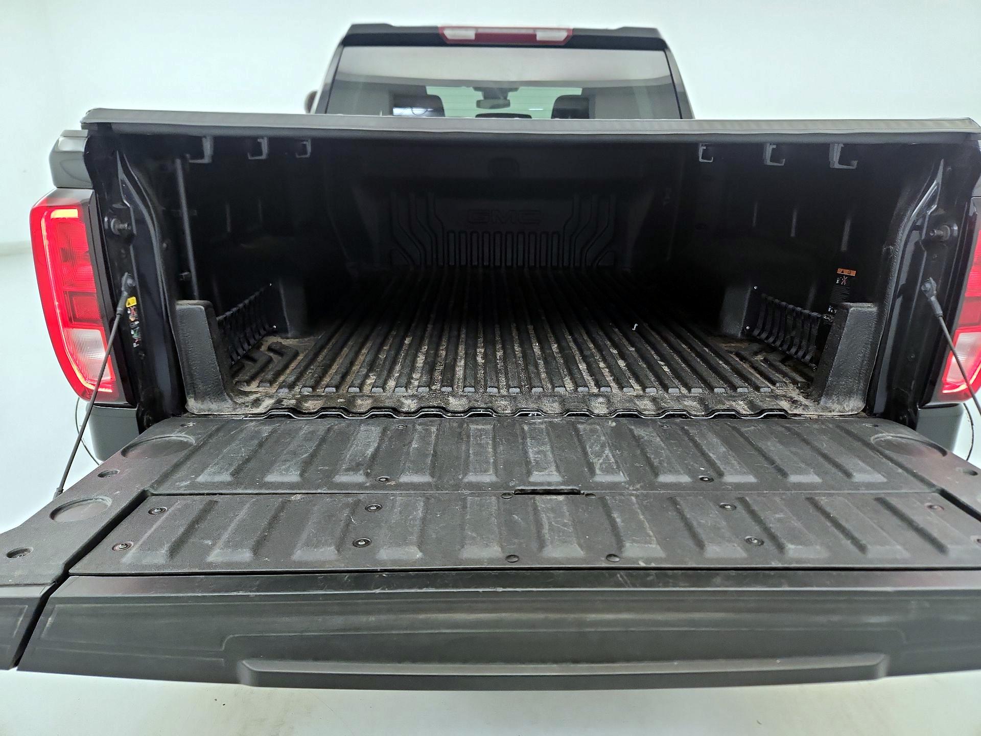 Thumbnail: 2023 GMC Sierra 1500 - 15