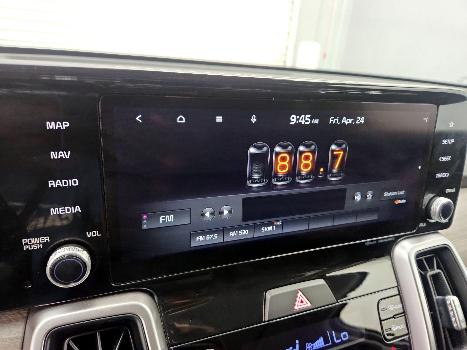 Thumbnail: 2022 Kia Sorento - 16