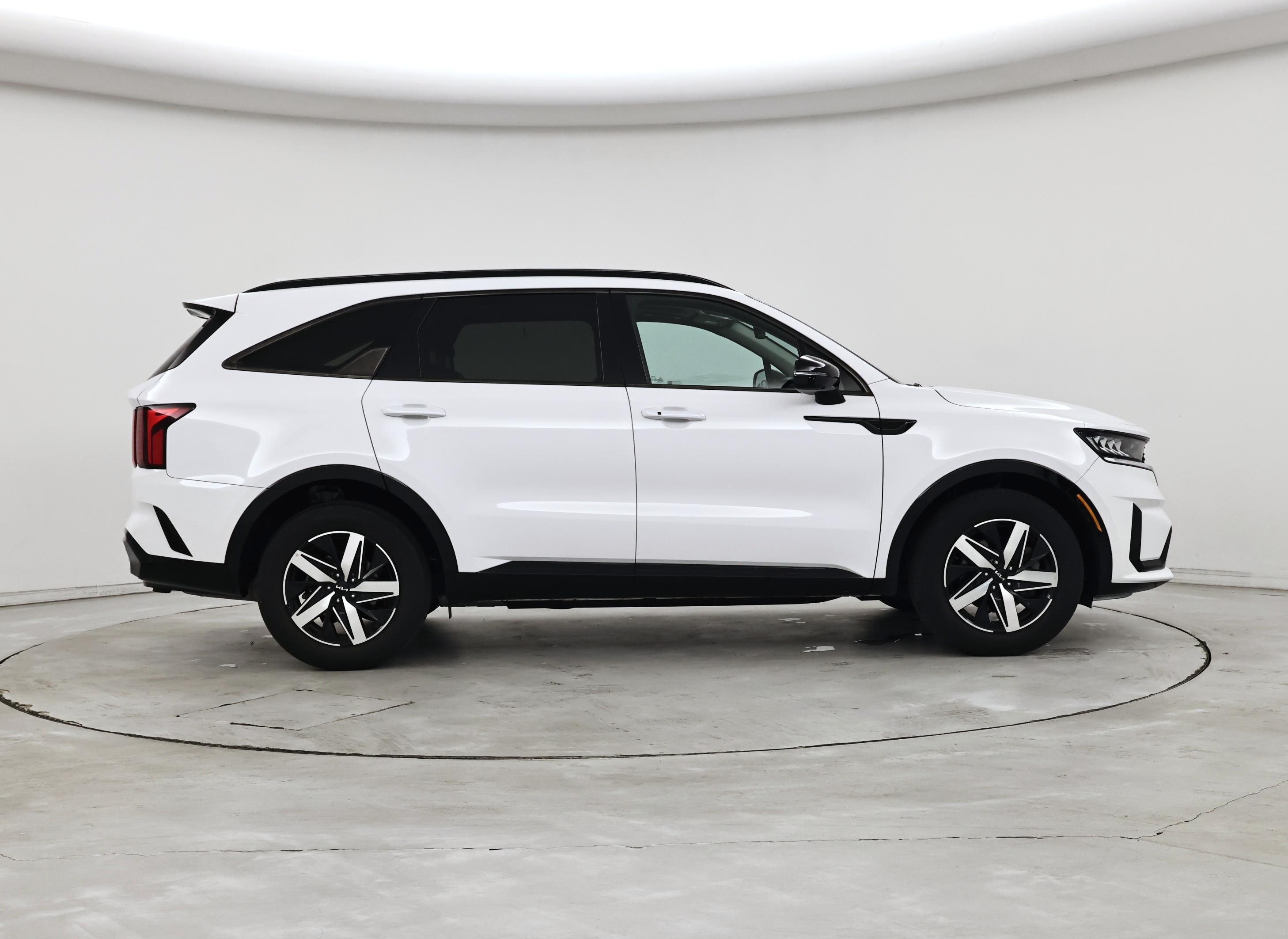Thumbnail: 2022 Kia Sorento - 7